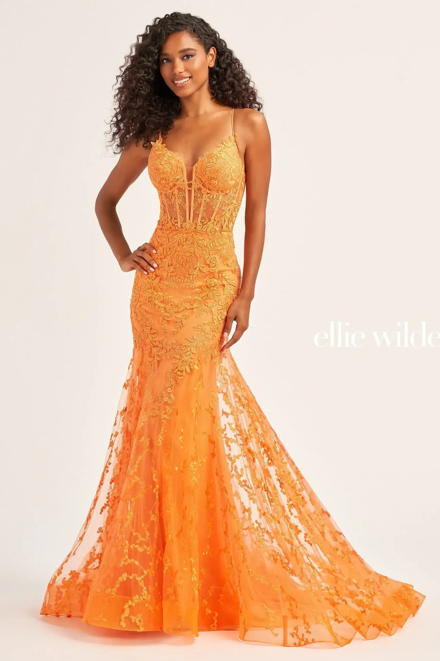 EW35010 - Ellie Wilde