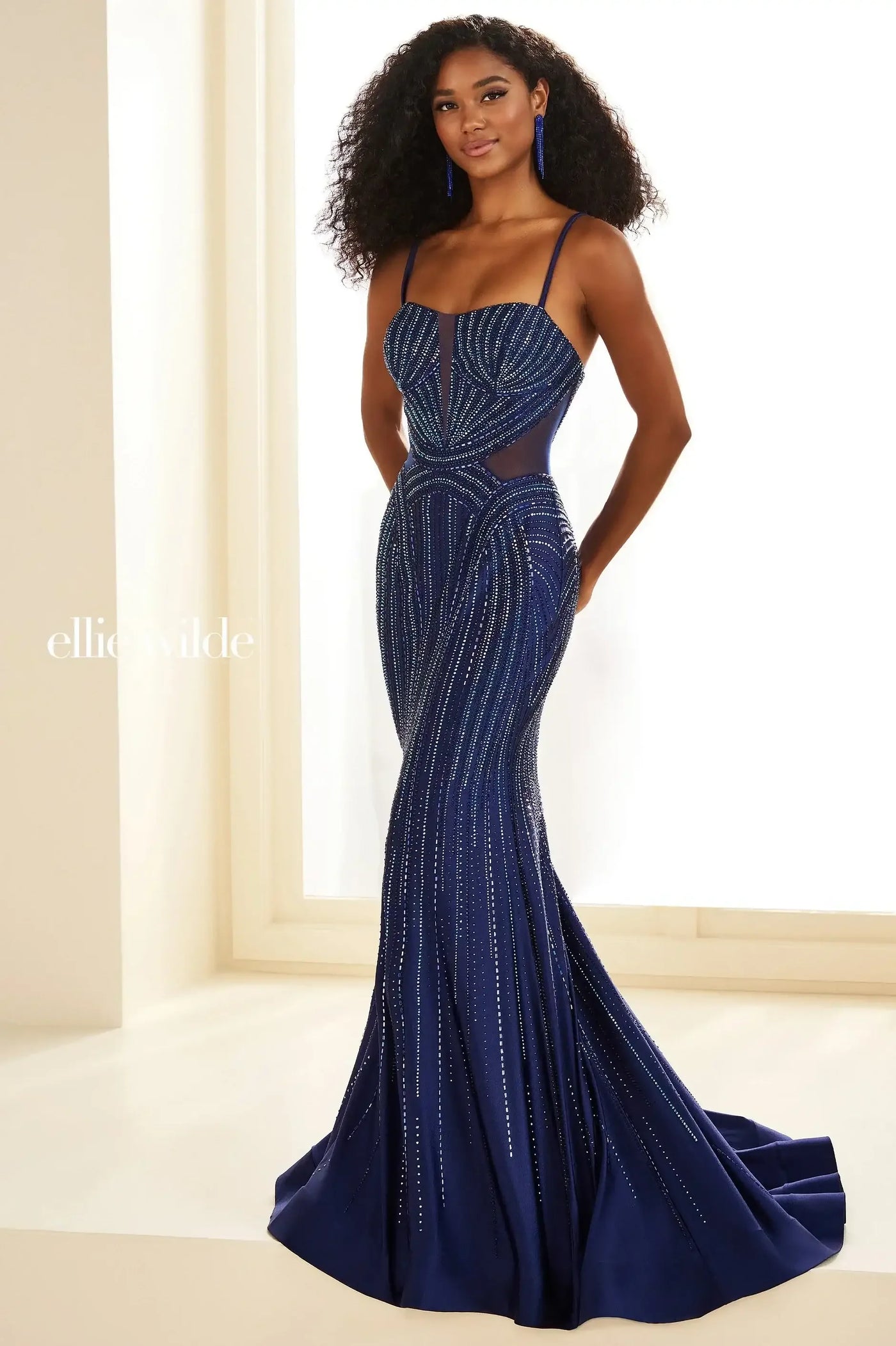 EW36013 - Ellie Wilde