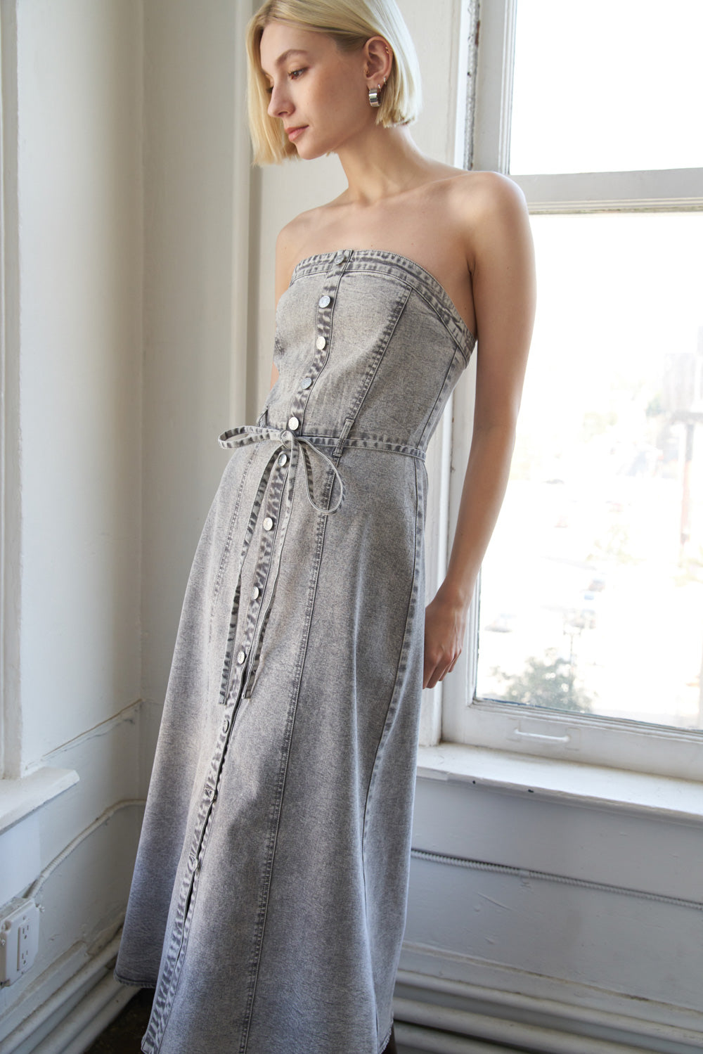SECRET CRUSH - GREY - ACID WASH DENIM DRESS