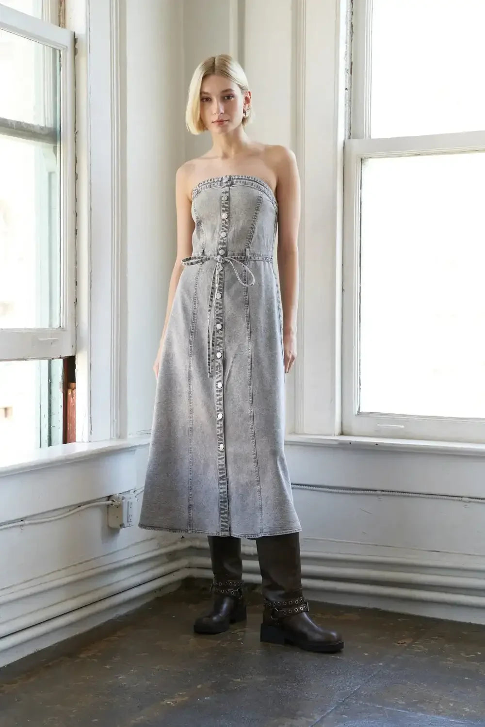 SECRET CRUSH - GREY - ACID WASH DENIM DRESS