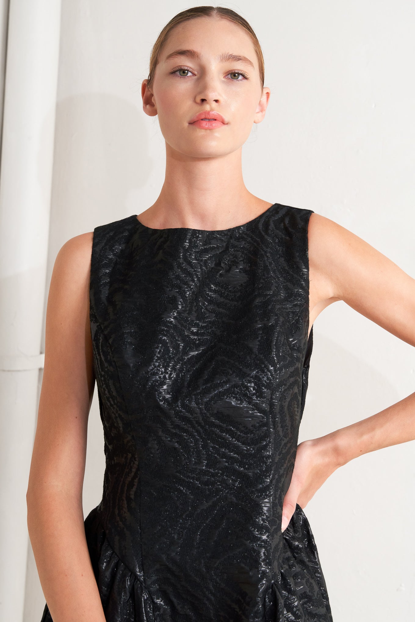 TEXTURED BLACK MIDI DRESS WITH OPEN BACK