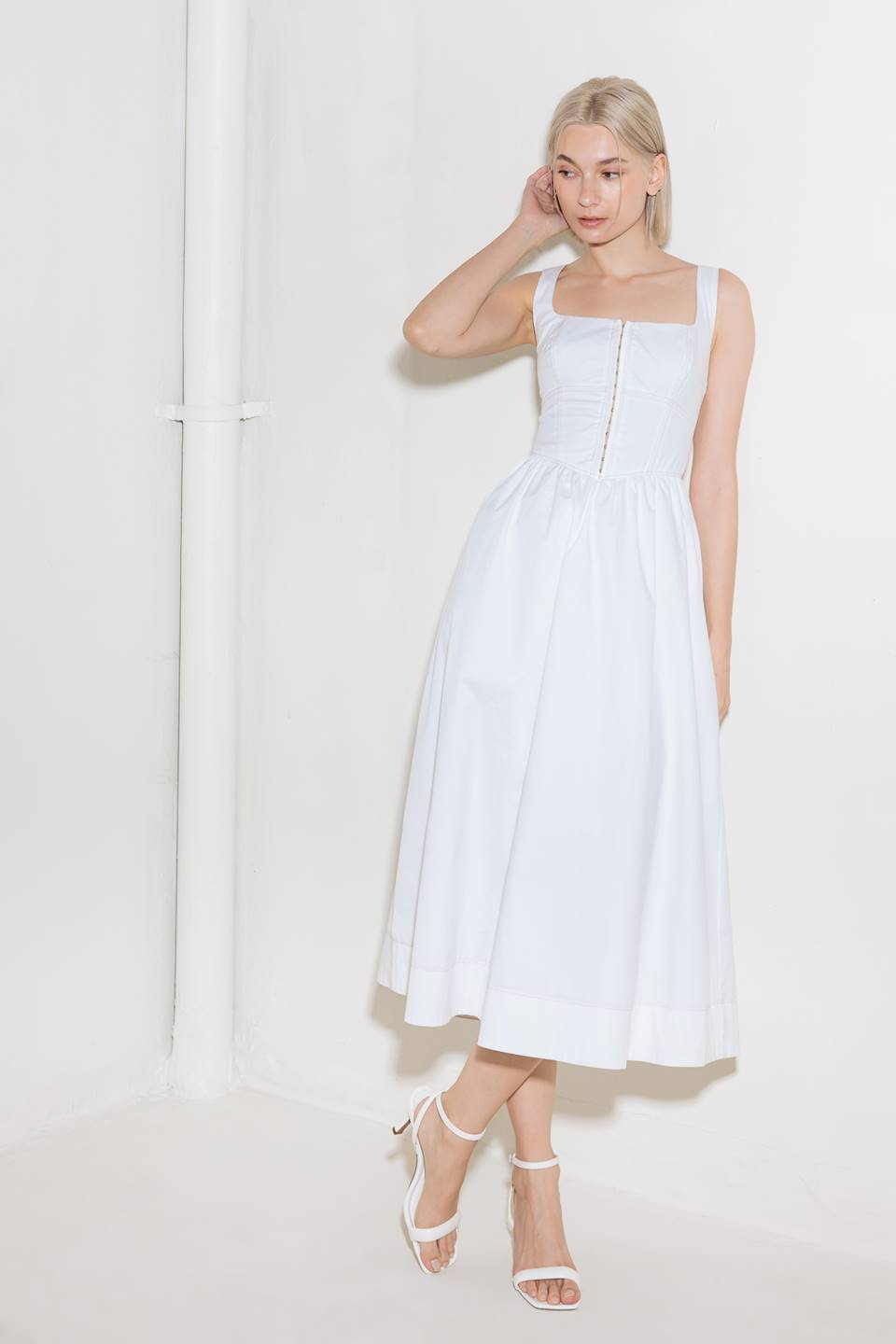 CATCH THE SUN WHITE MIDI DRESS