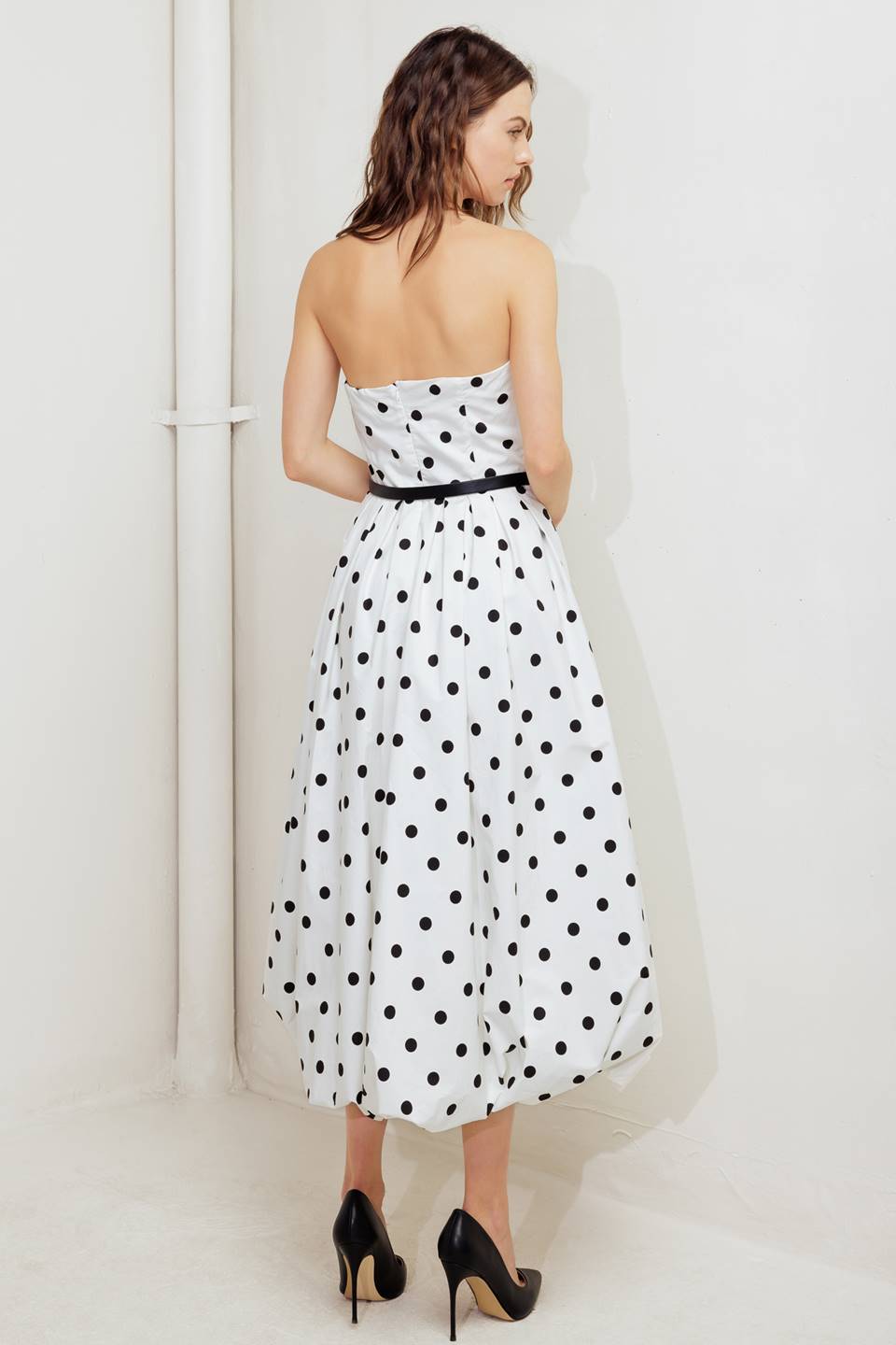 WHITE & BLACK POLKA DOT BUBBLE HEM MIDI DRESS