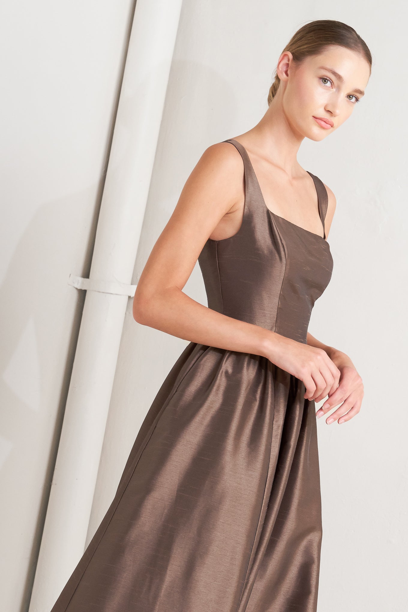 CAFÉ LUSTER BROWN MIDI DRESS