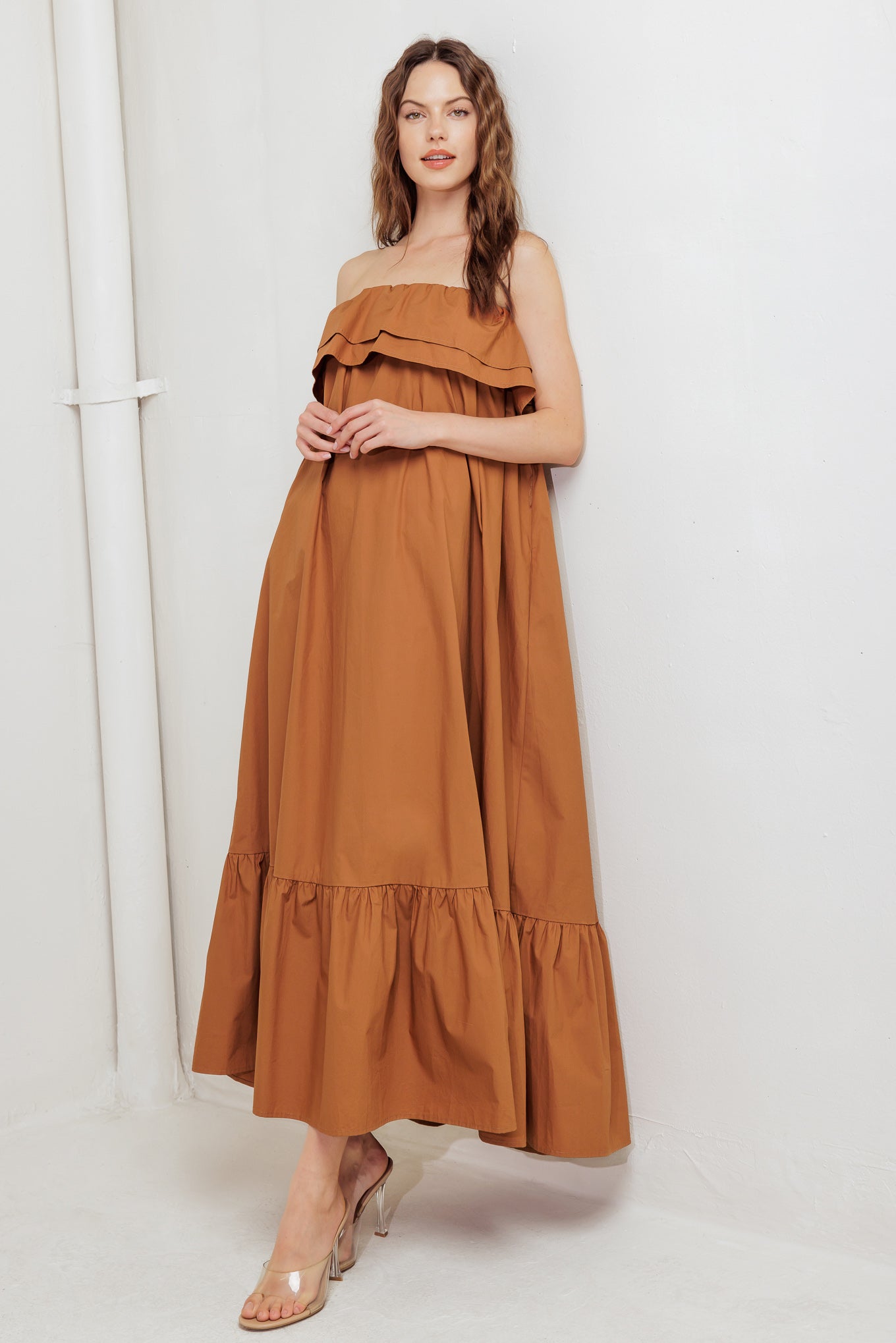 MILK & HONEY STRAPLESS BROWN MIDI DRESS