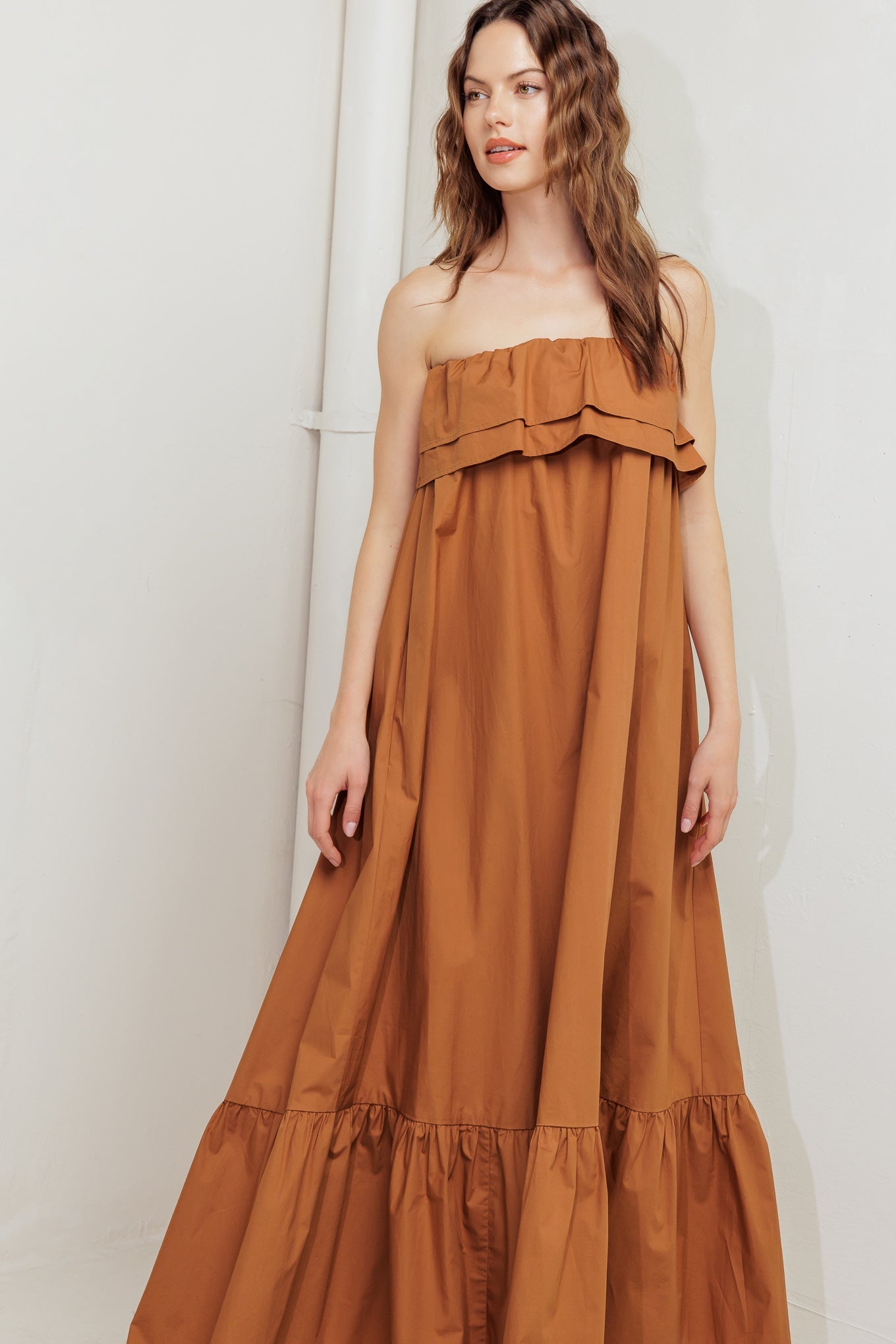 MILK & HONEY STRAPLESS BROWN MIDI DRESS