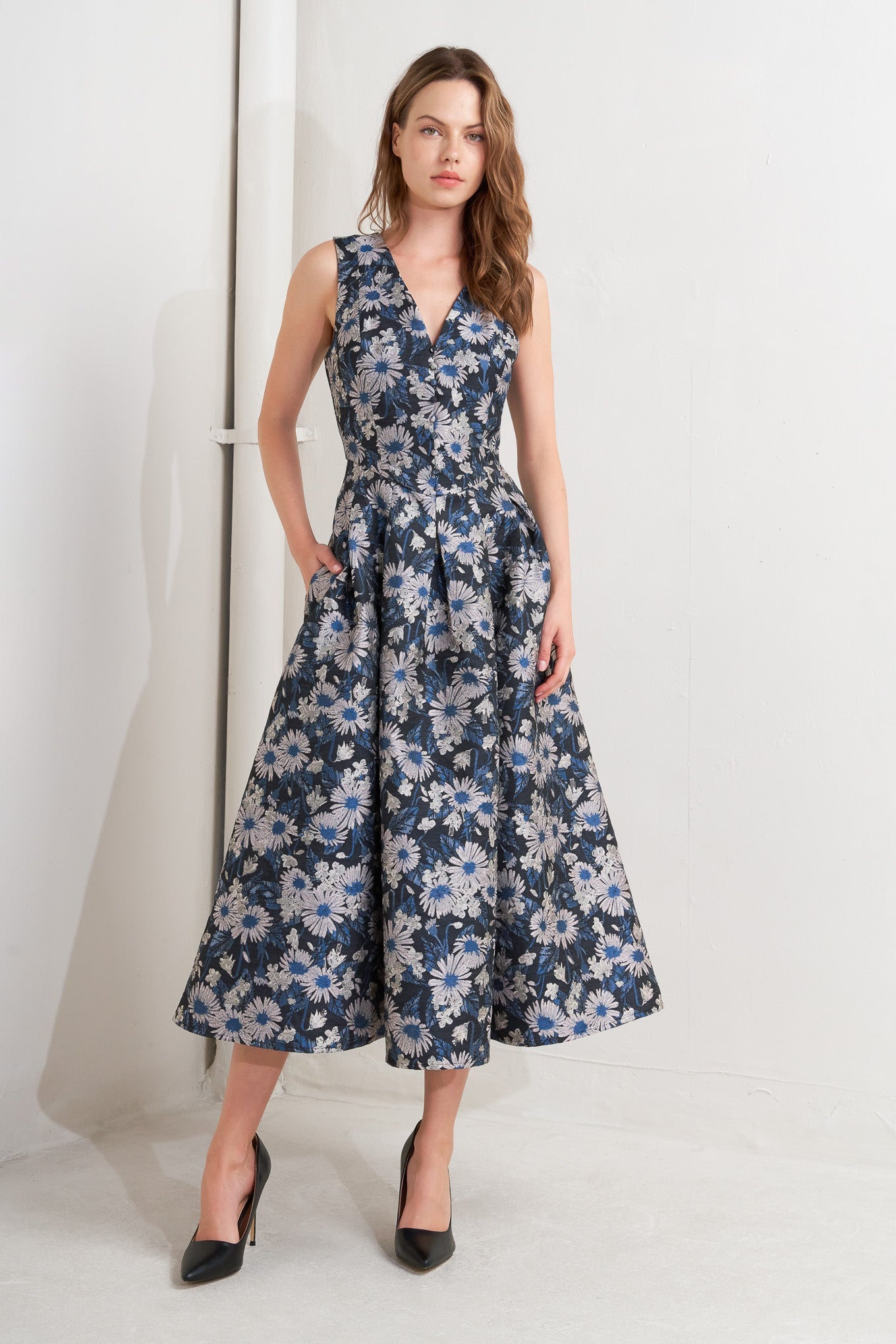 NAVY FLORAL JACQUARD MIDI DRESS WITH POCKETS