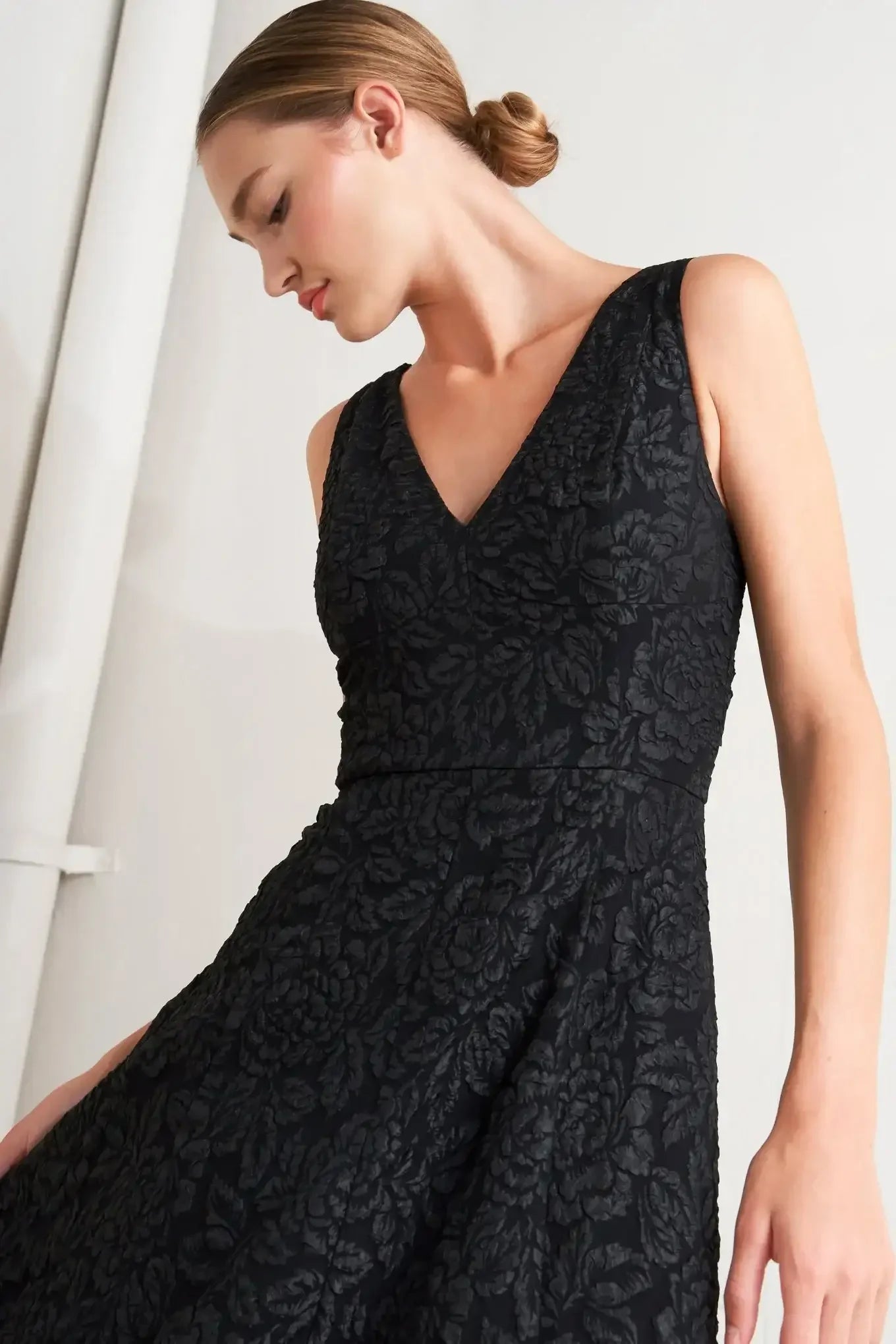 FEMME FATALE BLACK JACQUARD MIDI DRESS