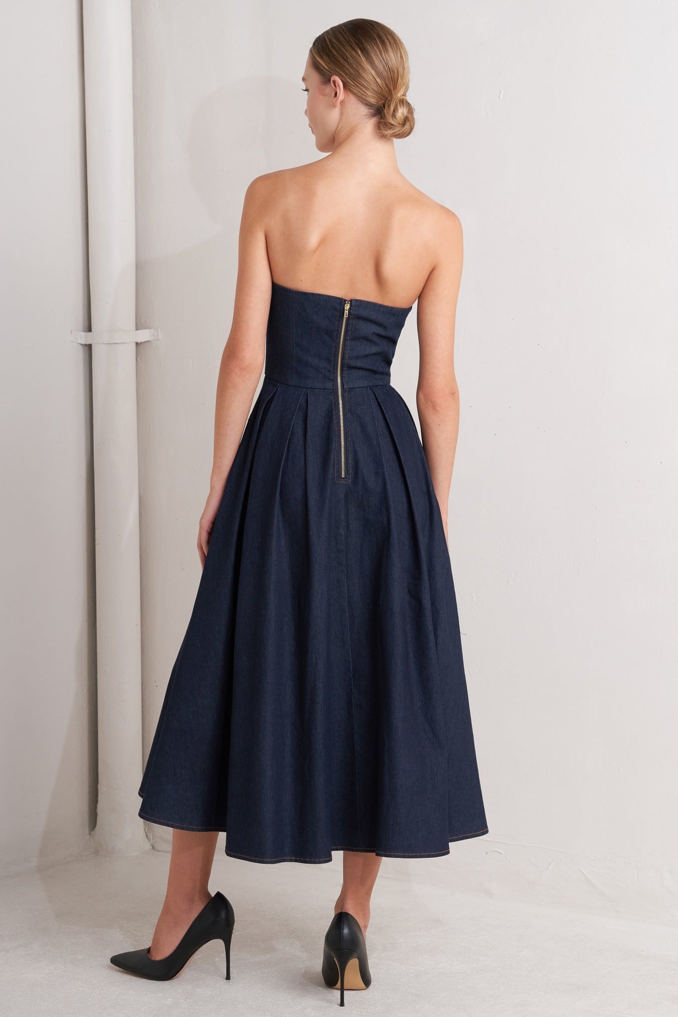 Navy strapless dress with buttons