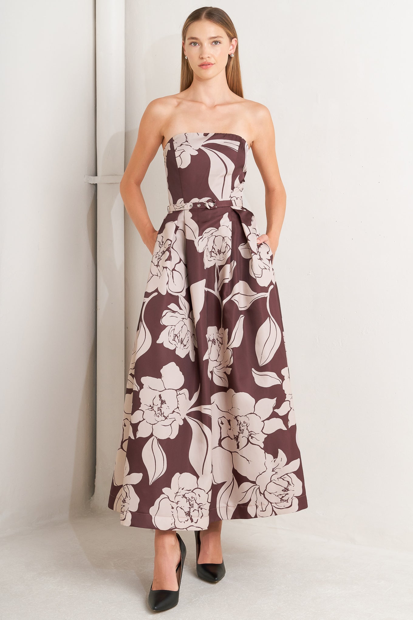VINTAGE BLOOM STRAPLESS BURGUNDY MIDI DRESS