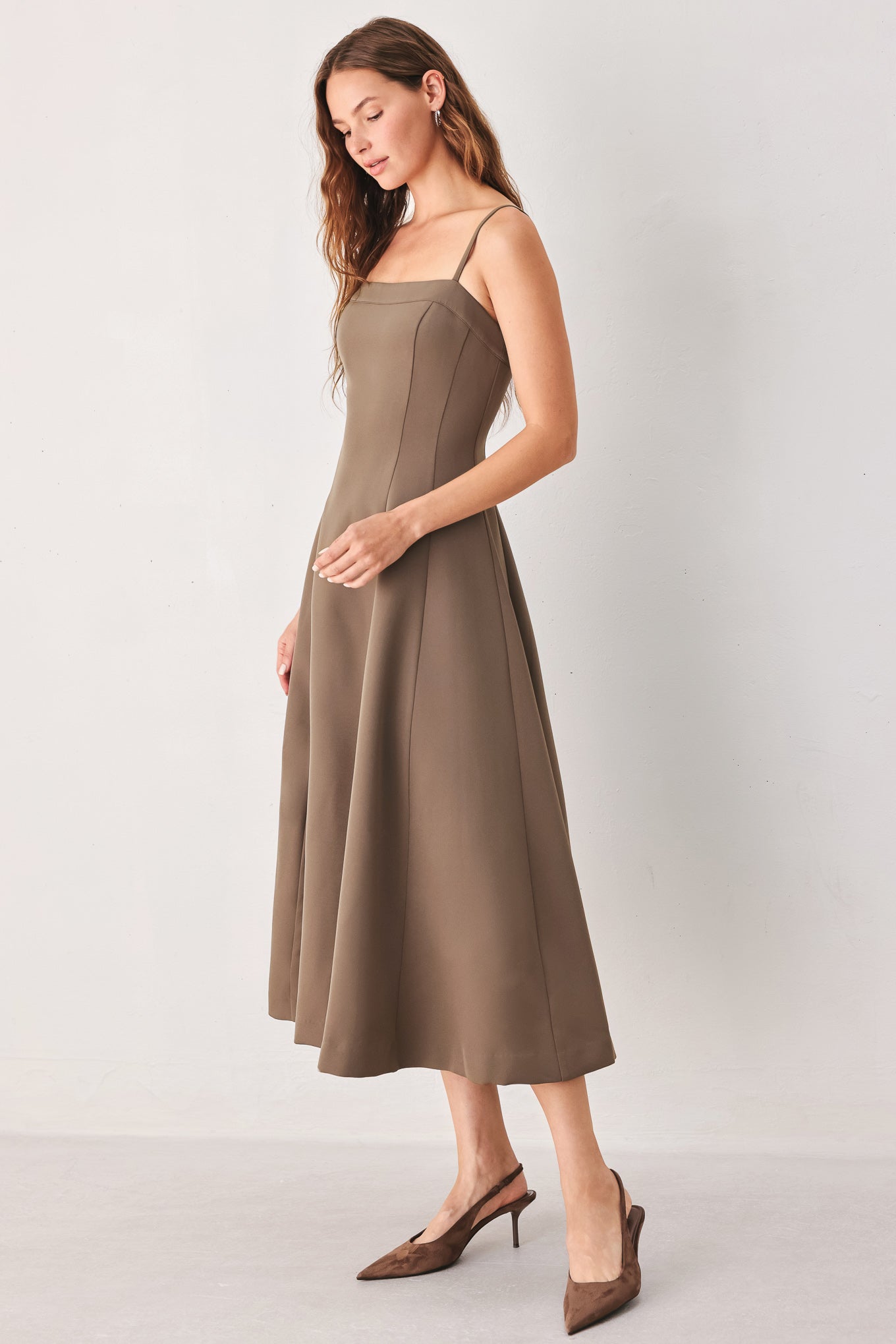 COFFEE BEAN SWING - MOCHA MIDI DRESS
