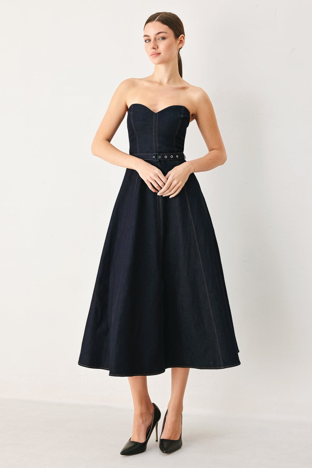 ICONIC INDIGO - STRAPLESS DARK DENIM MIDI DRESS