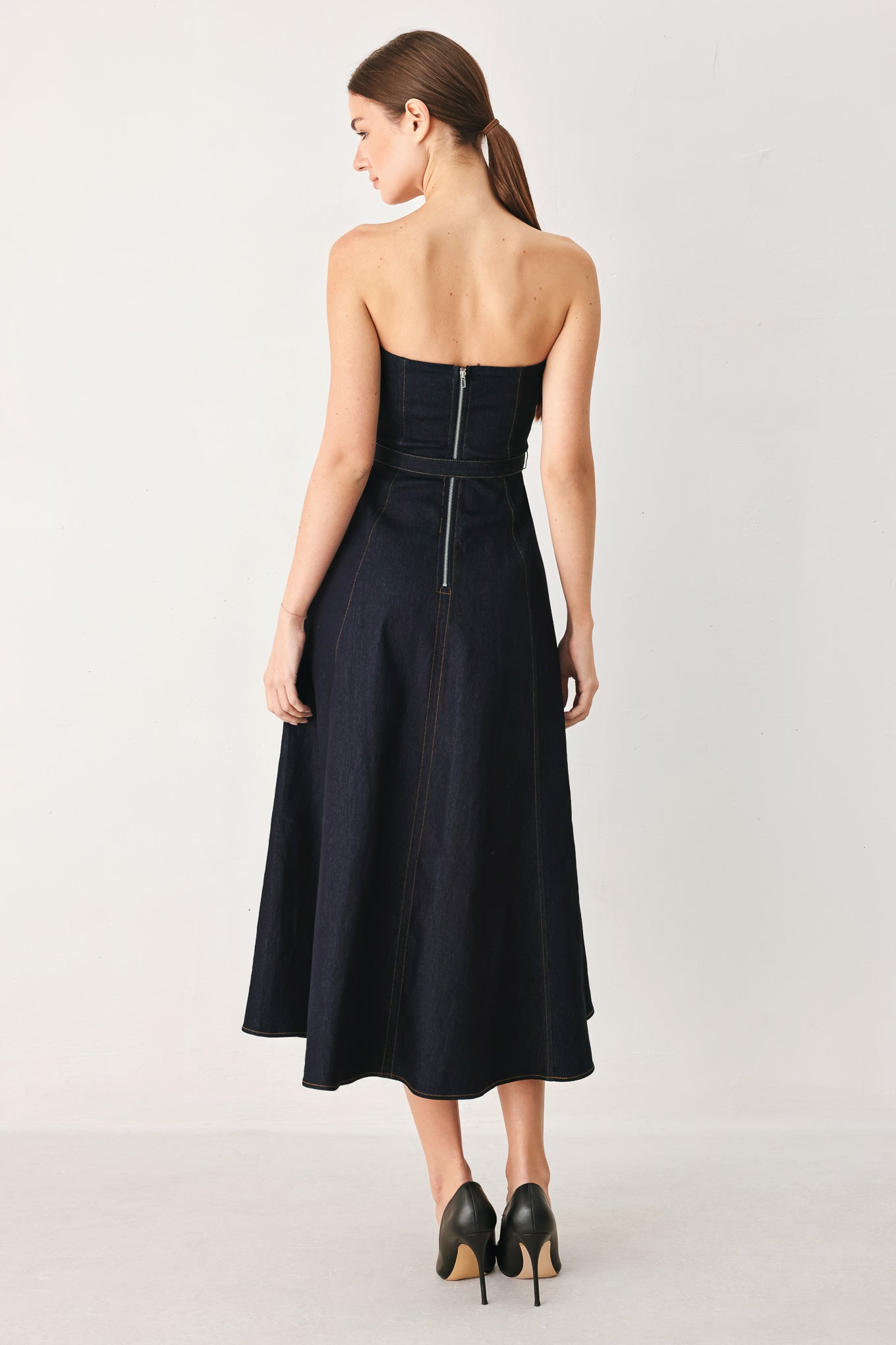 ICONIC INDIGO - STRAPLESS DARK DENIM MIDI DRESS