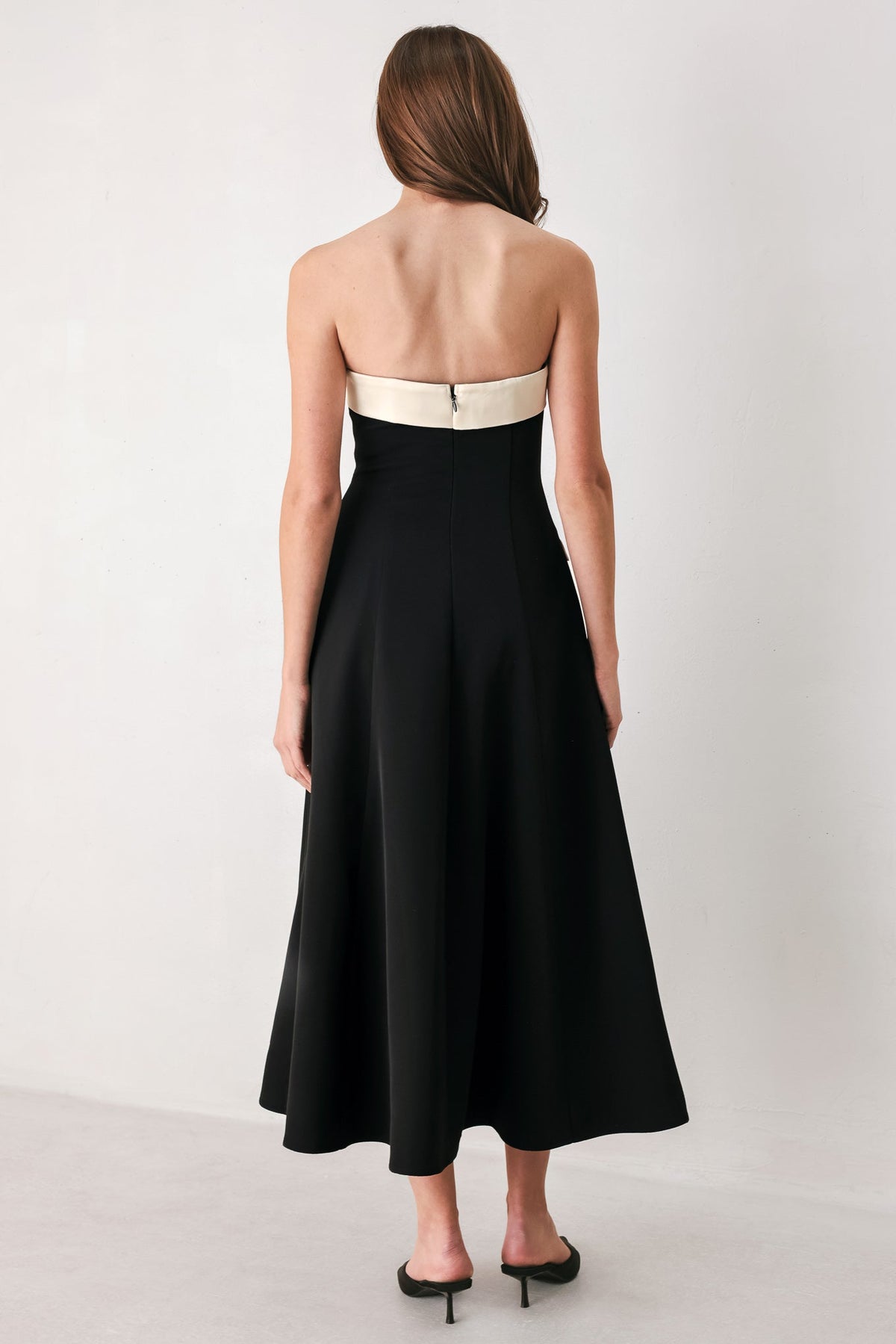 PARISIAN POISE BLACK & CREAM STRAPLESS MIDI DRESS