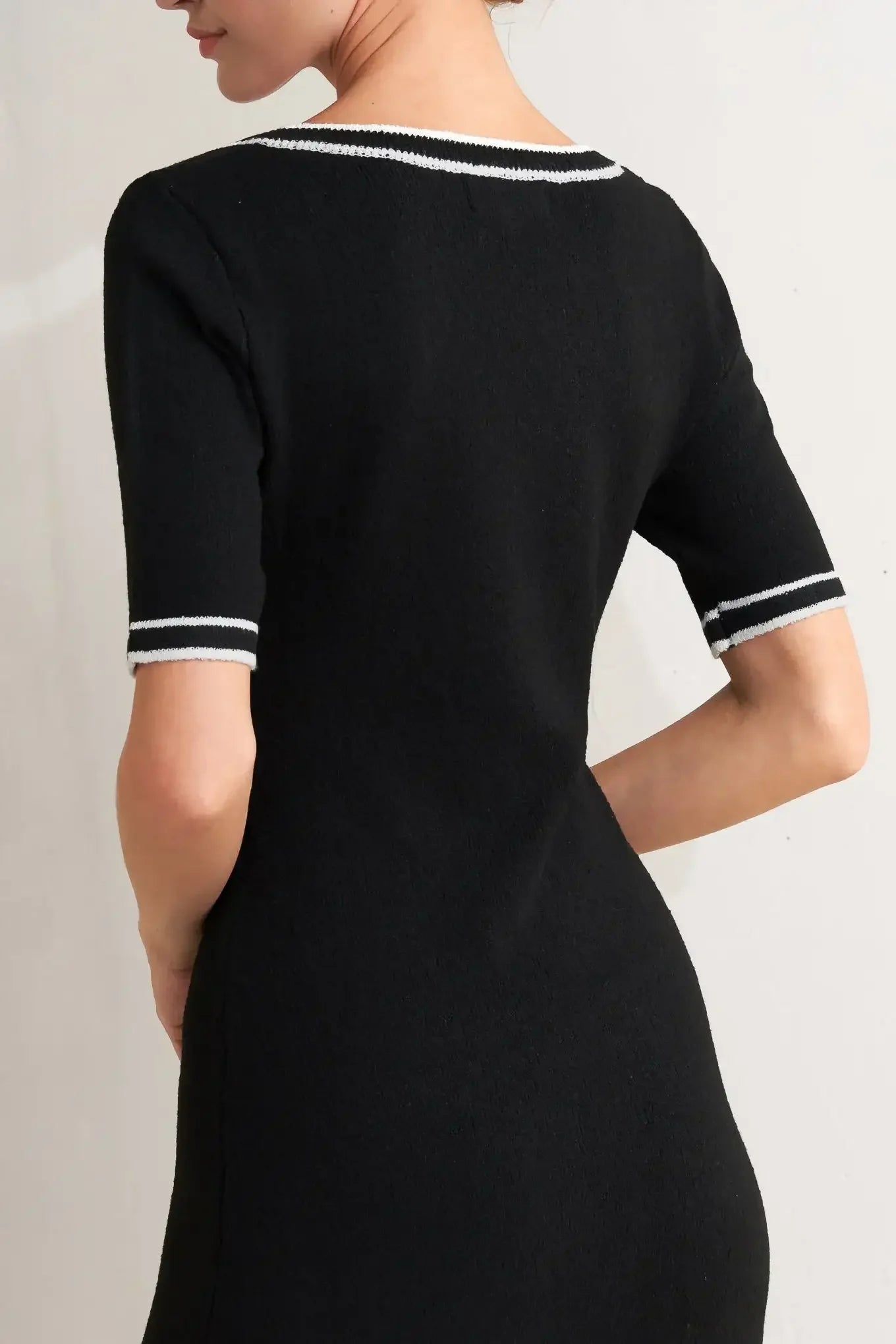 MODERN CLASSIC SWEATER KNIT MIDI DRESS