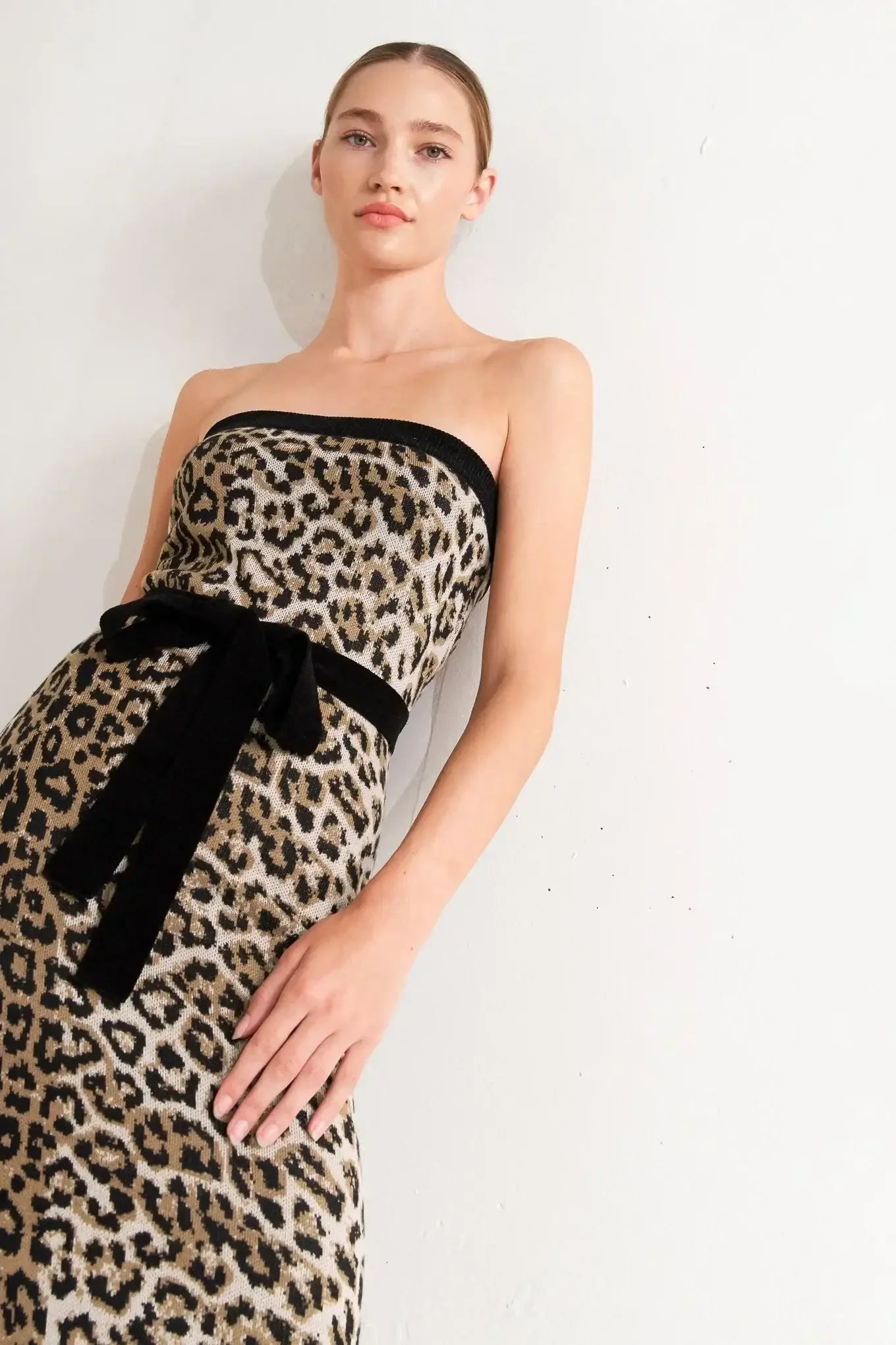WILD ROMANCE LEOPARD KNIT MIDI DRESS