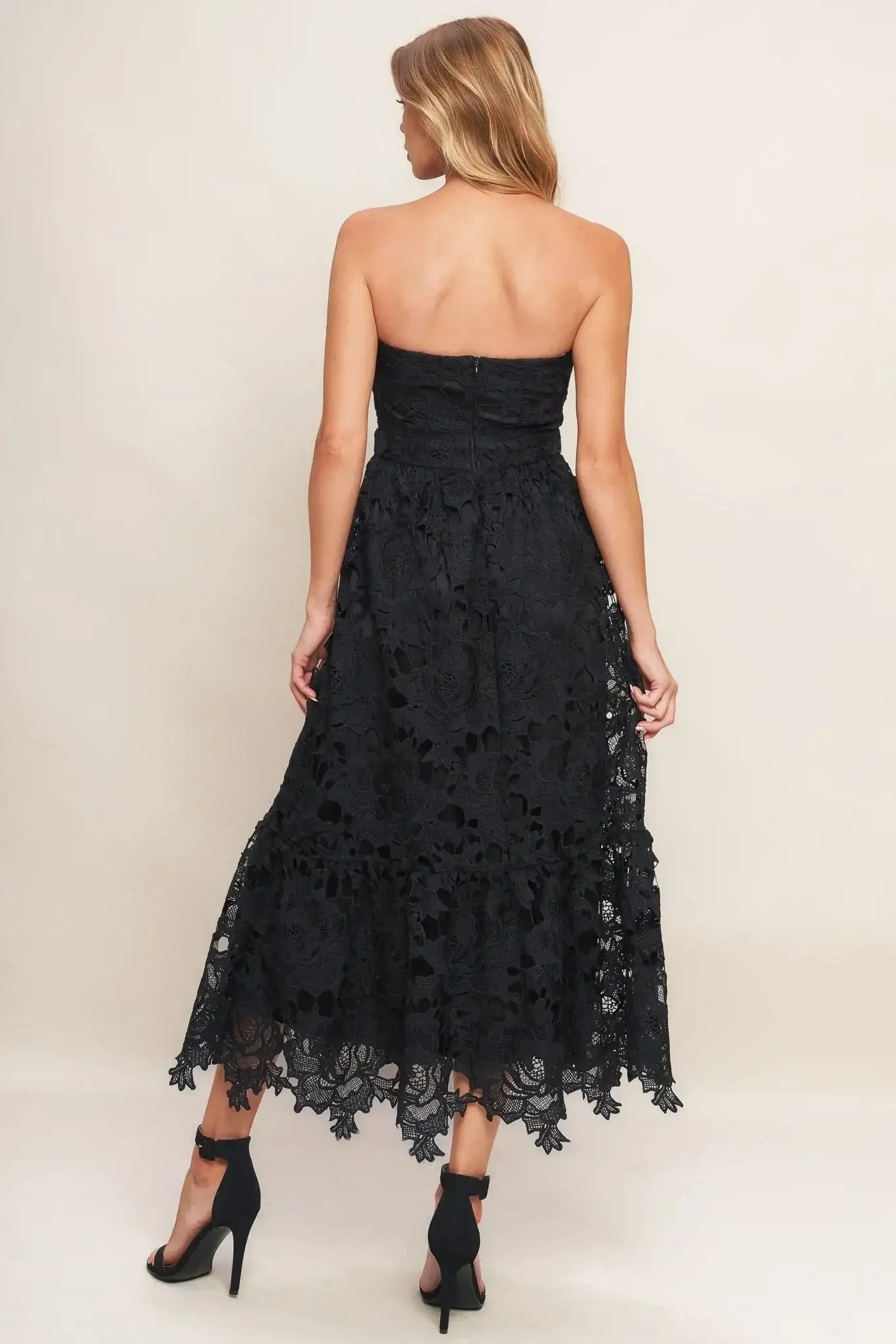 CAREFREE NIGHTS LACE MIDI DRESS - BLACK