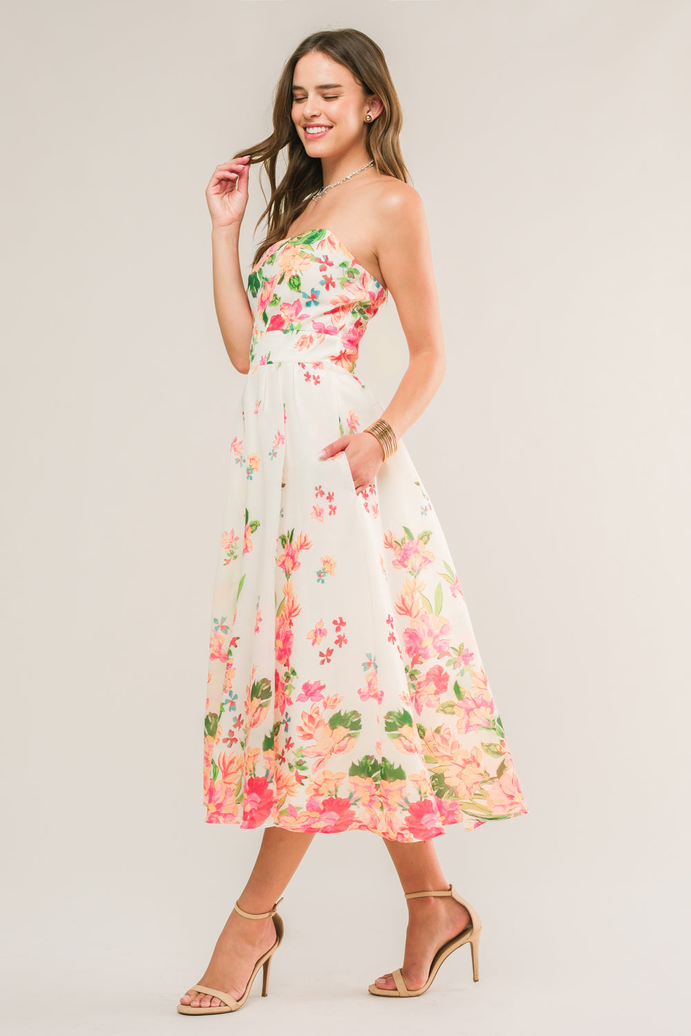 BRUNCH BOUQUET - STRAPLESS FLORAL MIDI DRESS