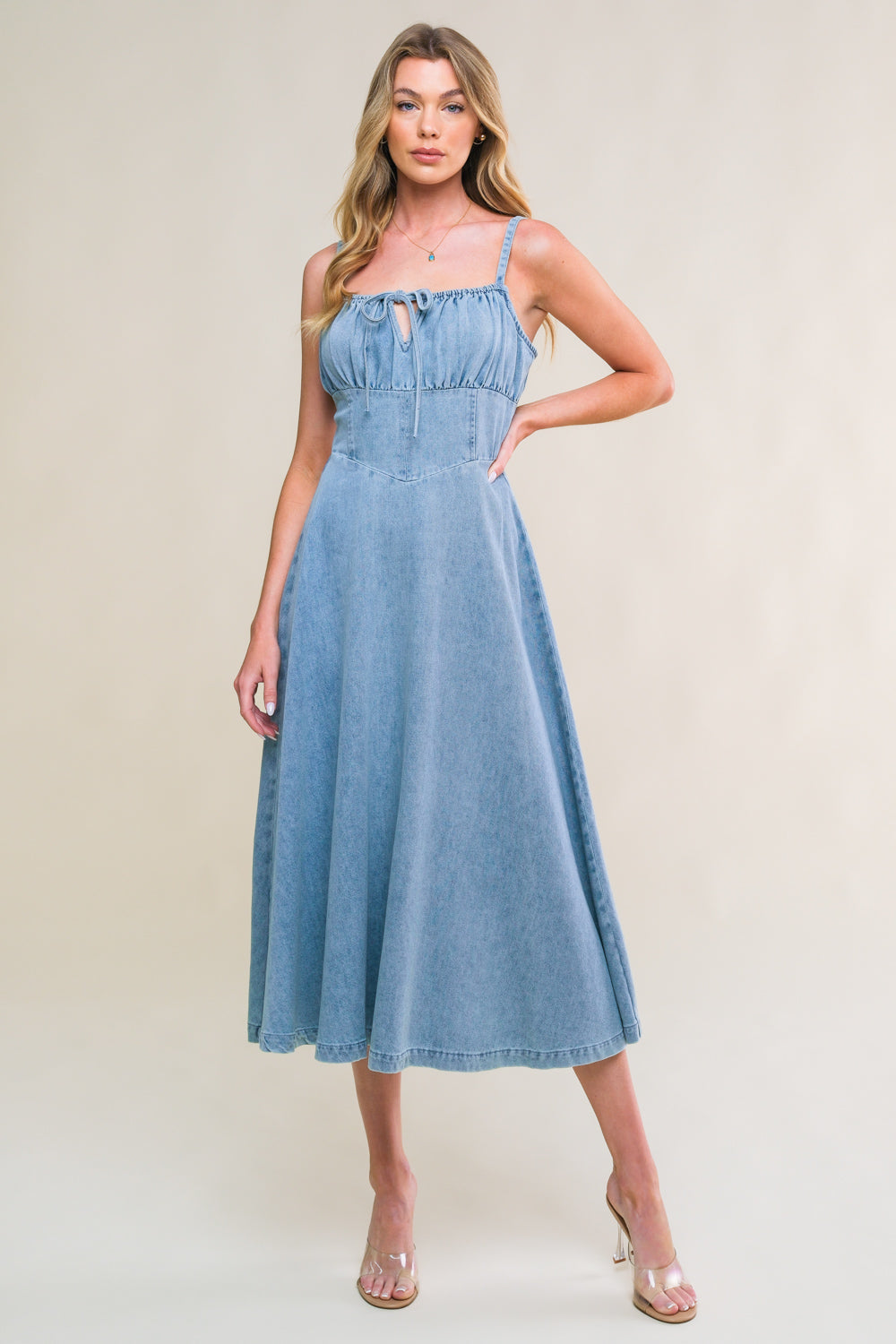 FESTIVAL DAYS FRONT TIE DENIM MIDI DRESS