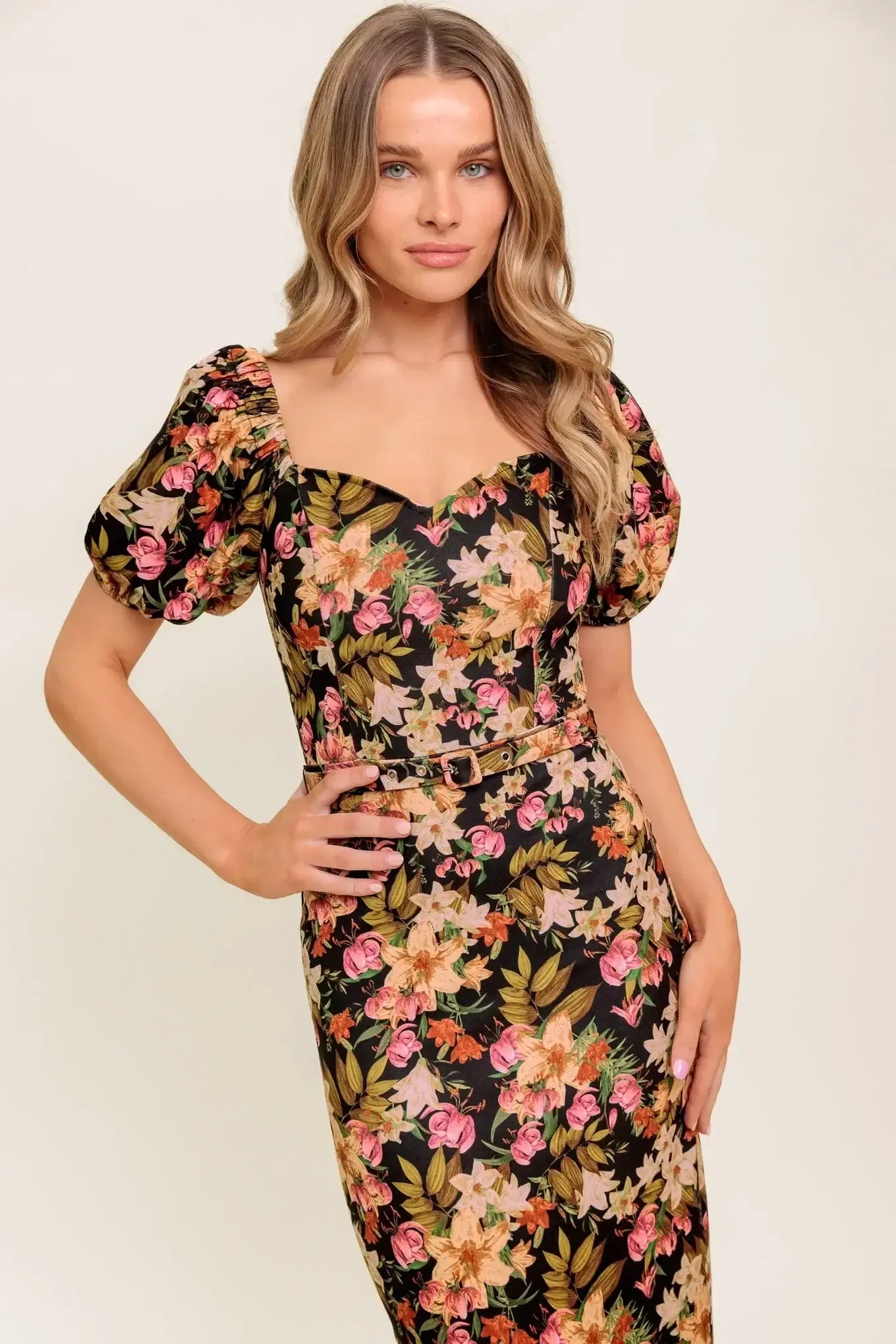 SWEET AT HEART MIDI DRESS - BLACK FLORAL FITTED DRESS