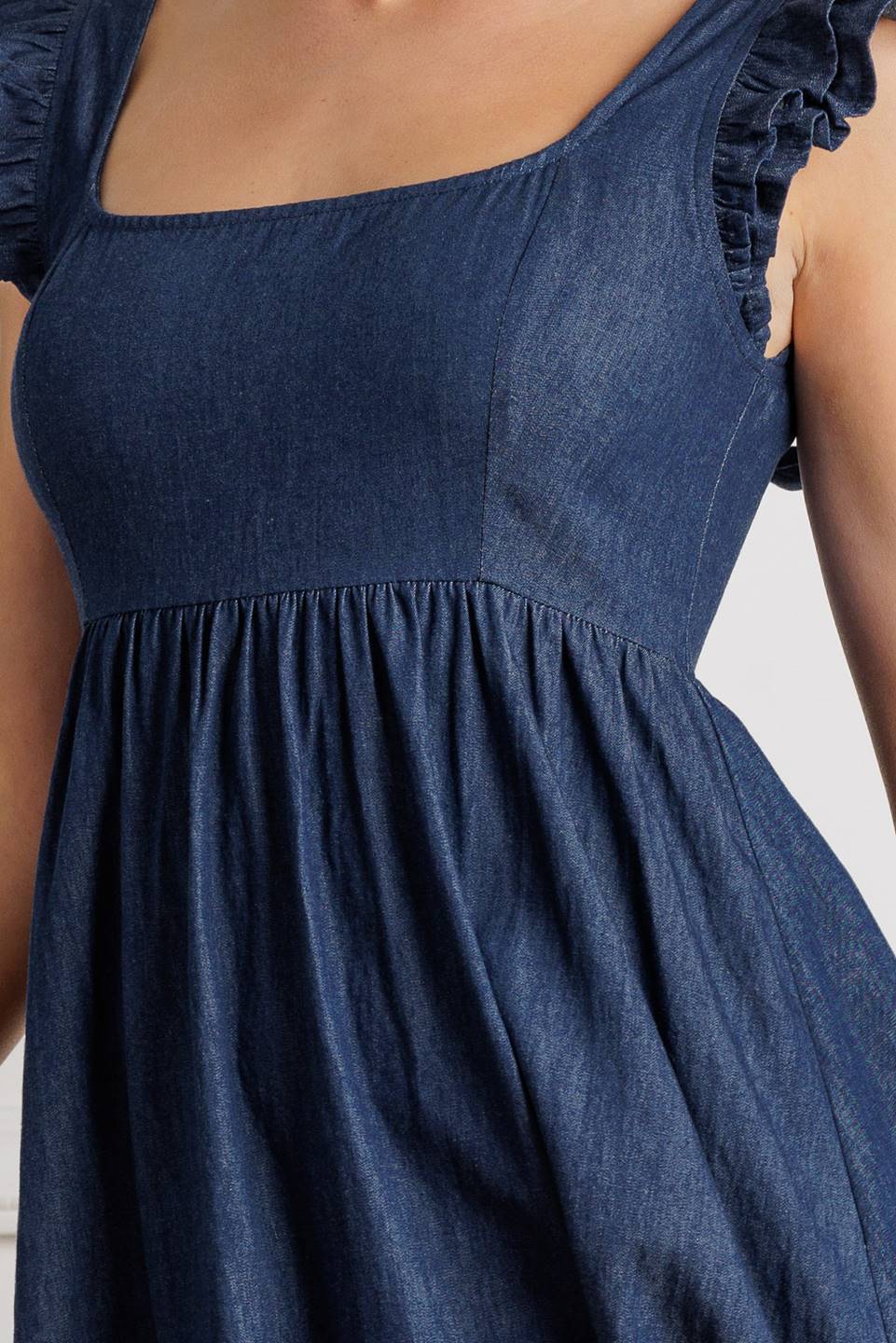 SOUTHAMPTON STROLL CHAMBRAY MIDI DRESS