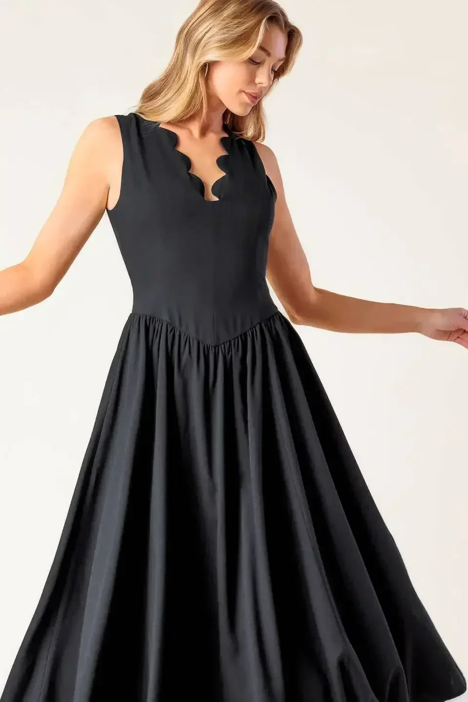 FOR THE RECORD SCALLOP-V MIDI DRESS - BLACK