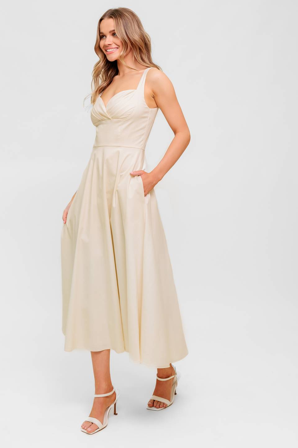 CHANTILLY CHARM SHIRRED MIDI DRESS