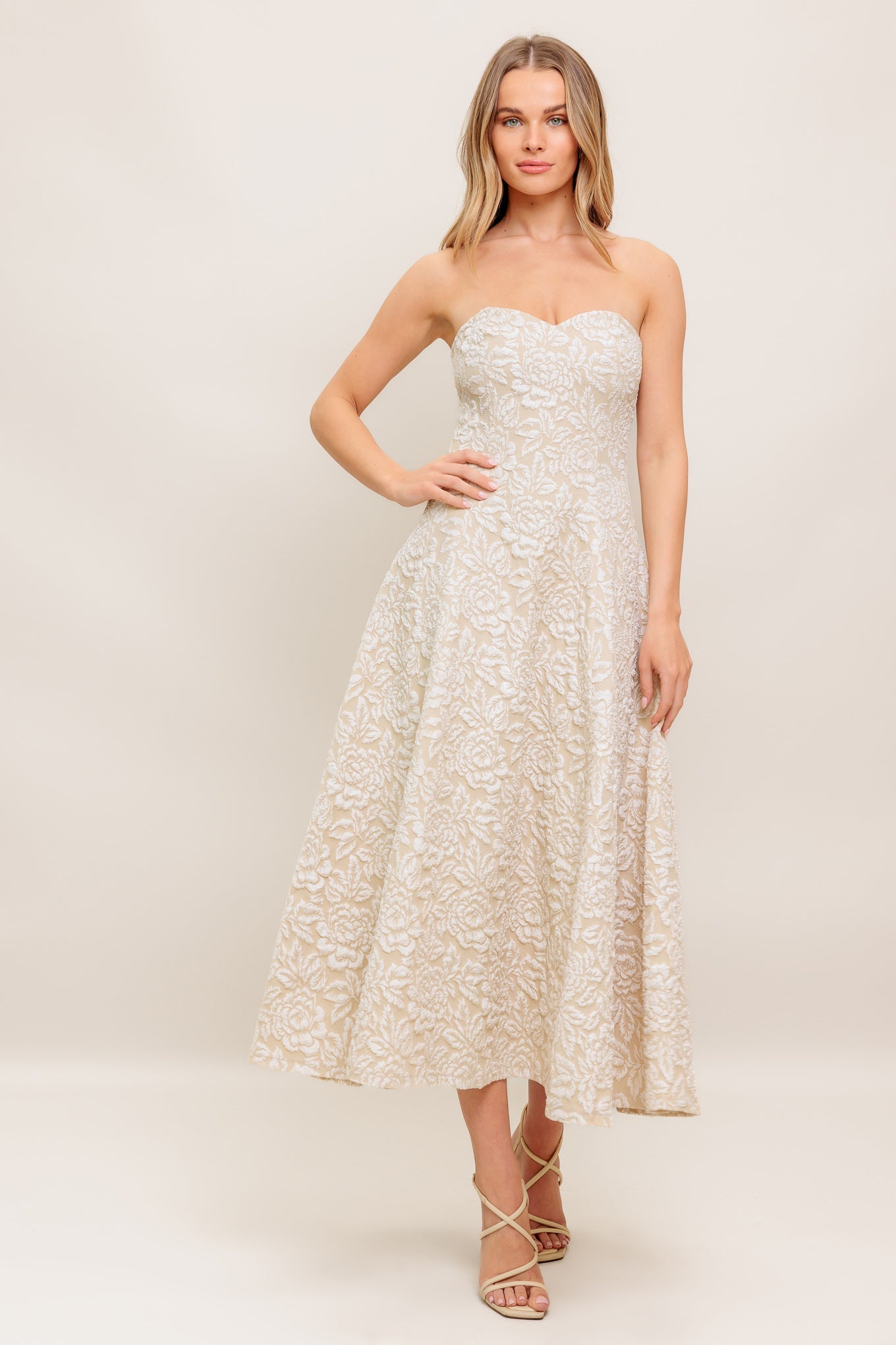 TEXTURED BLOSSOM STRAPLESS MIDI DRESS - BEIGE