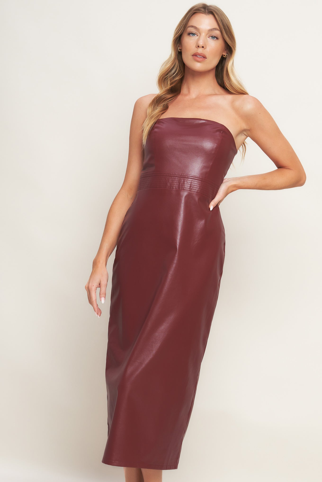 RUNWAY TREND FAUX LEATHER MIDI DRESS - BURGUNDY