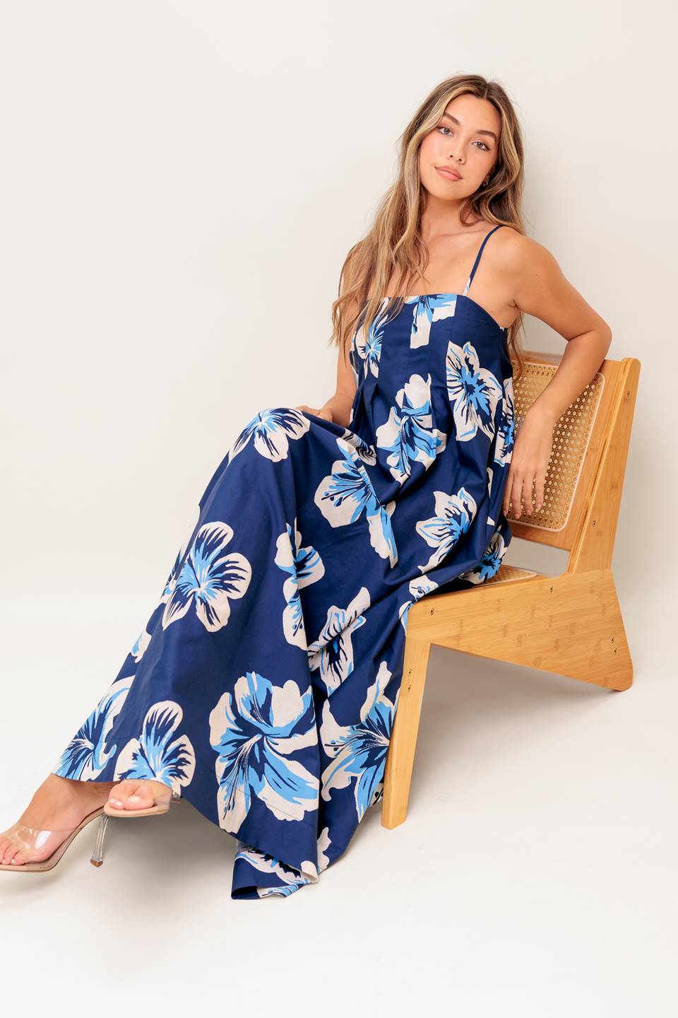 RAYA MAXI DRESS - NAVY FLORAL