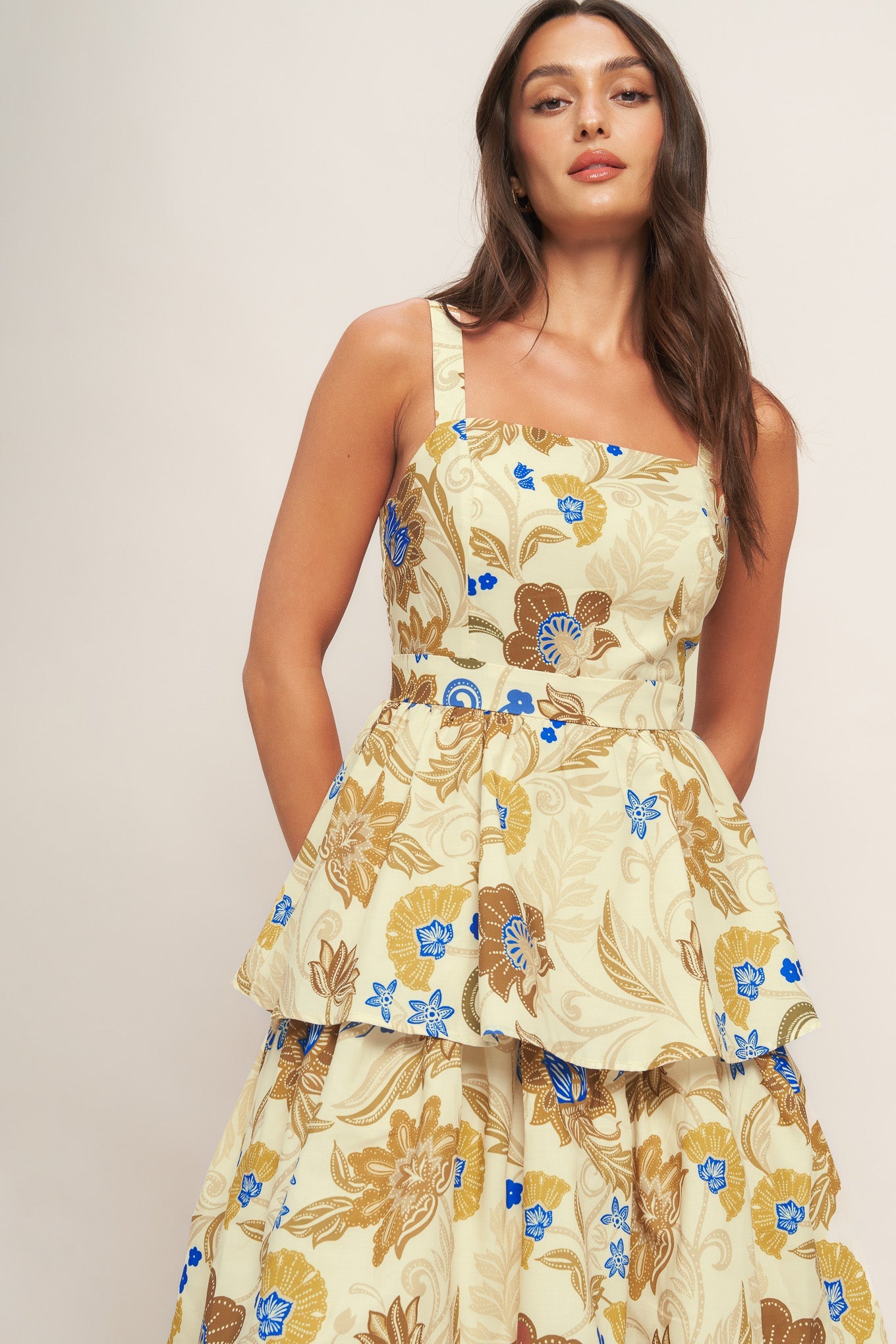 IVORY & BROWN PRINT TIERED MAXI DRESS