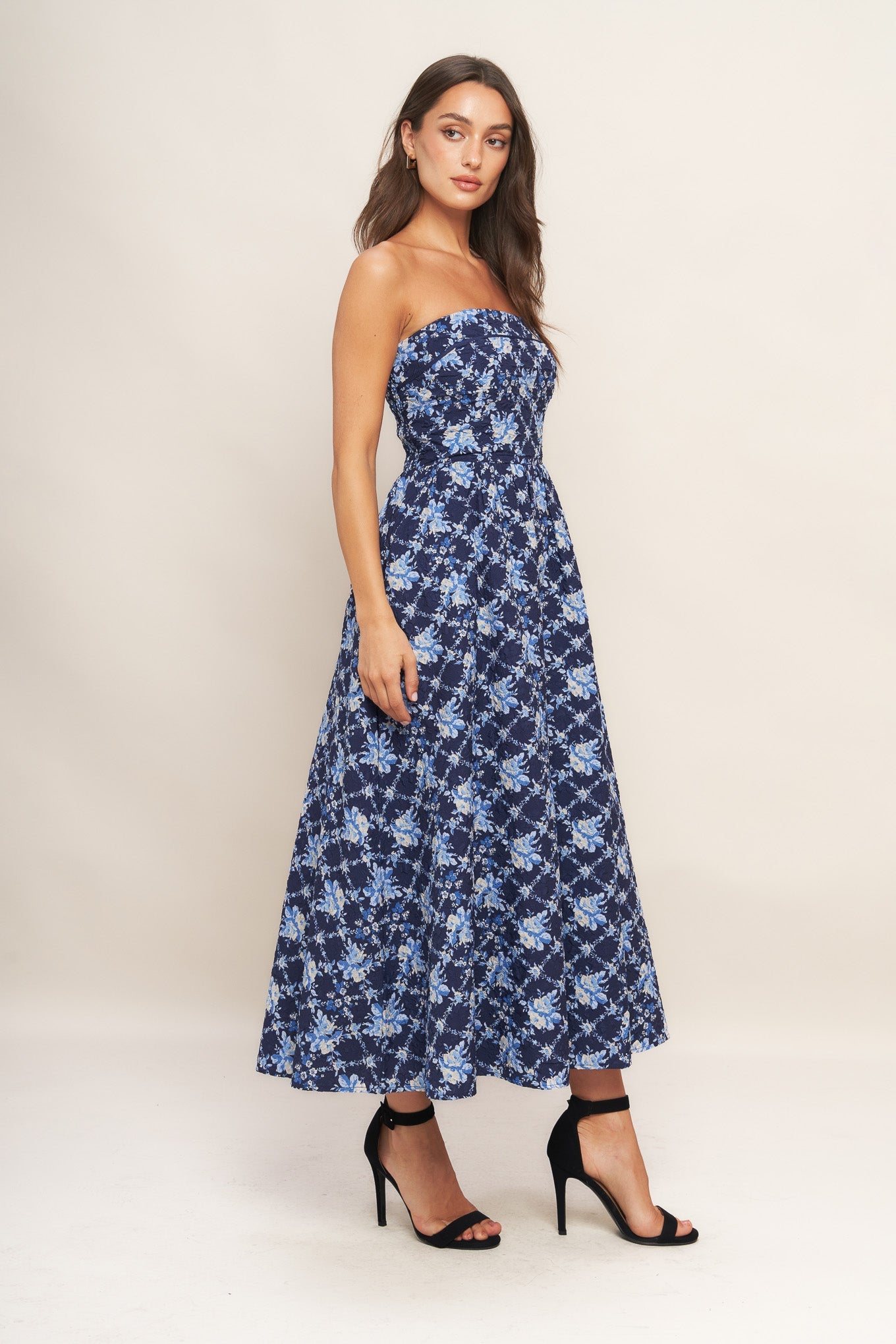 BLUE RENAISSANCE STRAPLESS MIDI DRESS