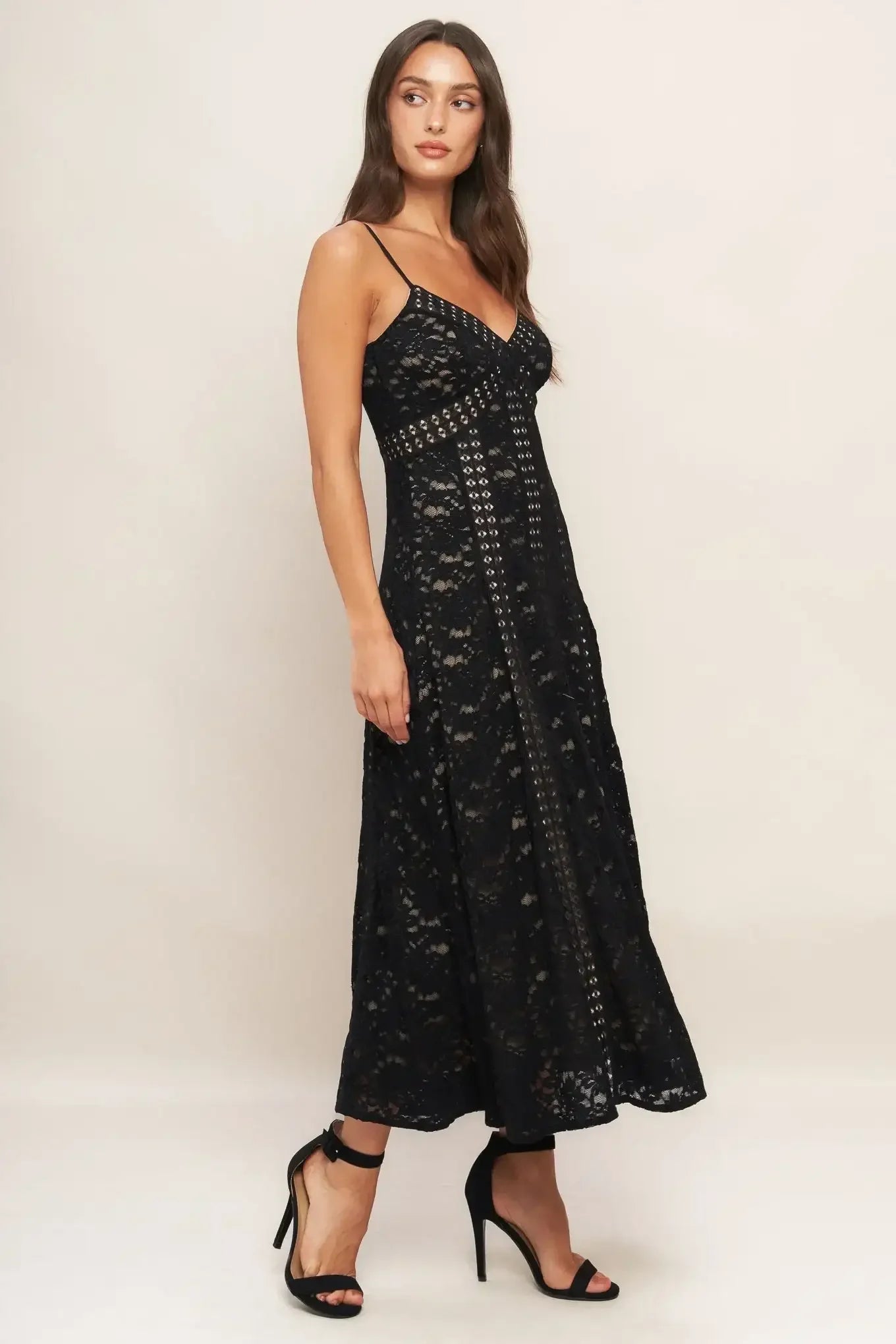 ROMANTIC NOIR NIGHTS BLACK LACE MIDI DRESS