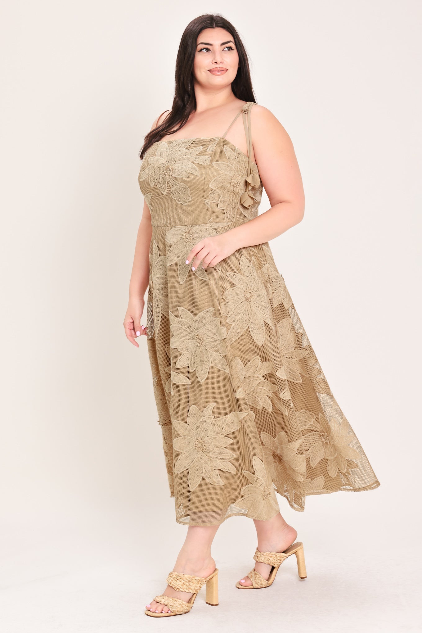 Sahara Sands - Floral Lace Midi Dress