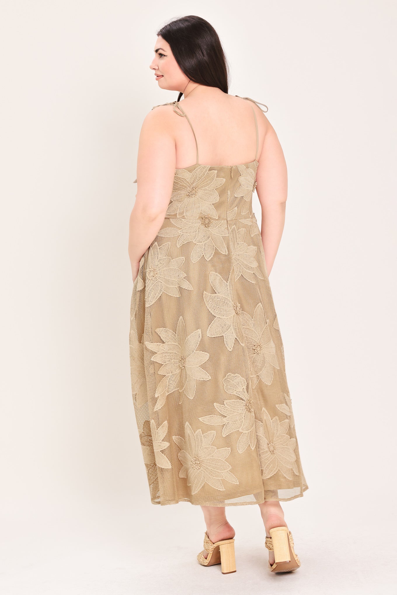 Sahara Sands - Floral Lace Midi Dress