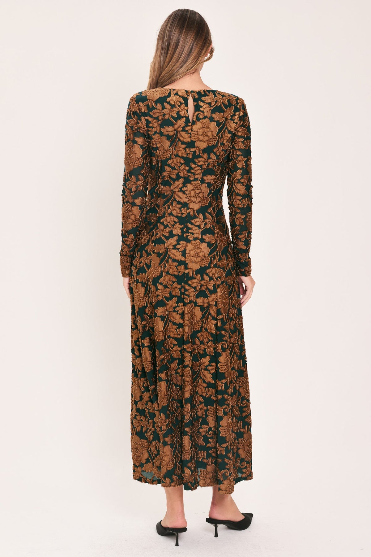 EMERALD ENCHANTMENT - BURNOUT VELVET MAXI DRESS | Lady Black Tie
