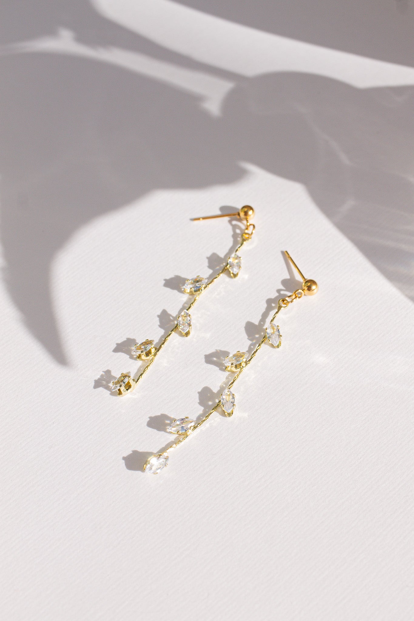 Daphne Leaf Dangle Earrings