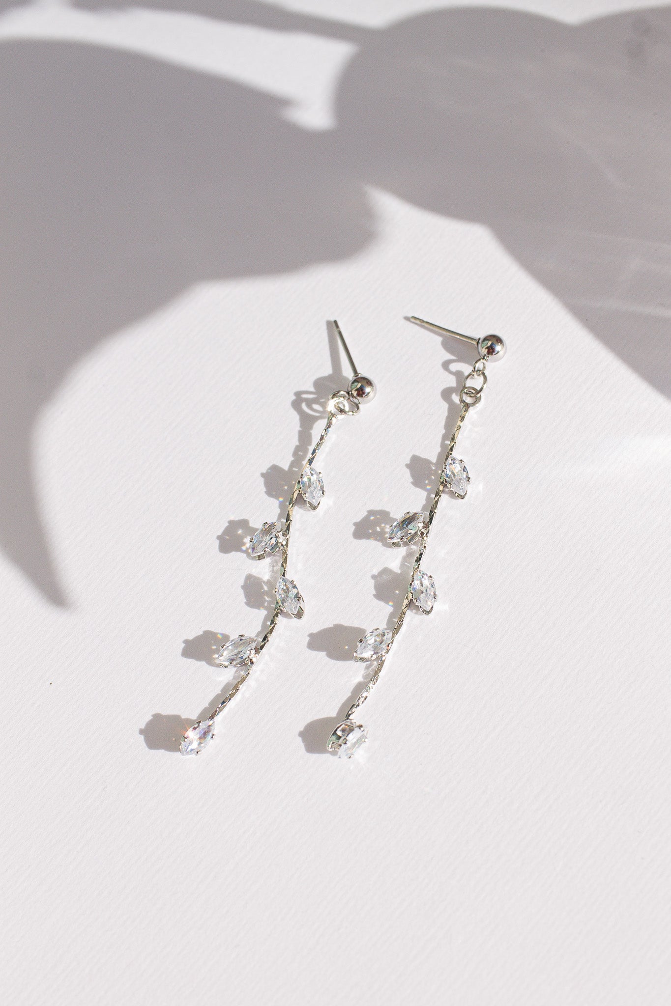 Daphne Leaf Dangle Earrings