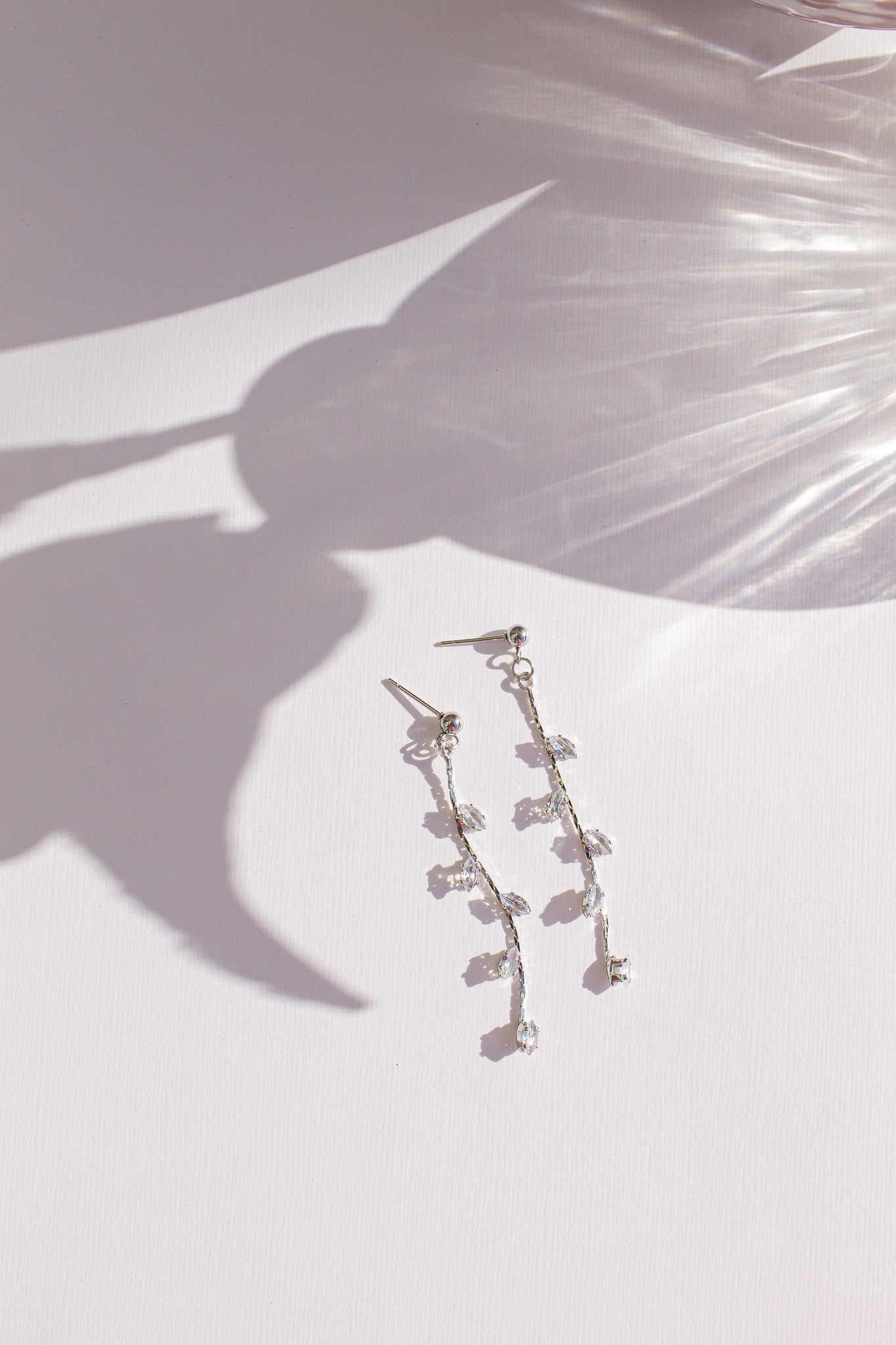 Daphne Leaf Dangle Earrings