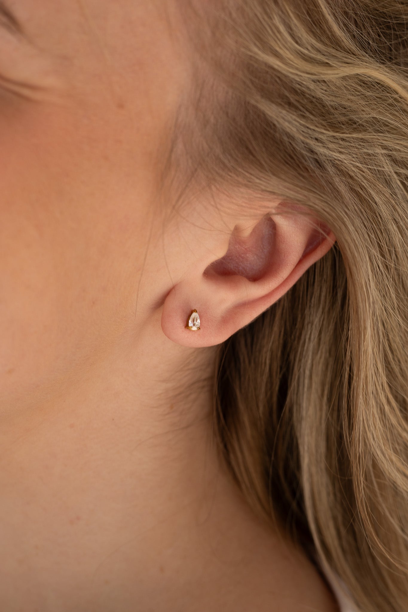 Raindrop Crystal Stud Earring