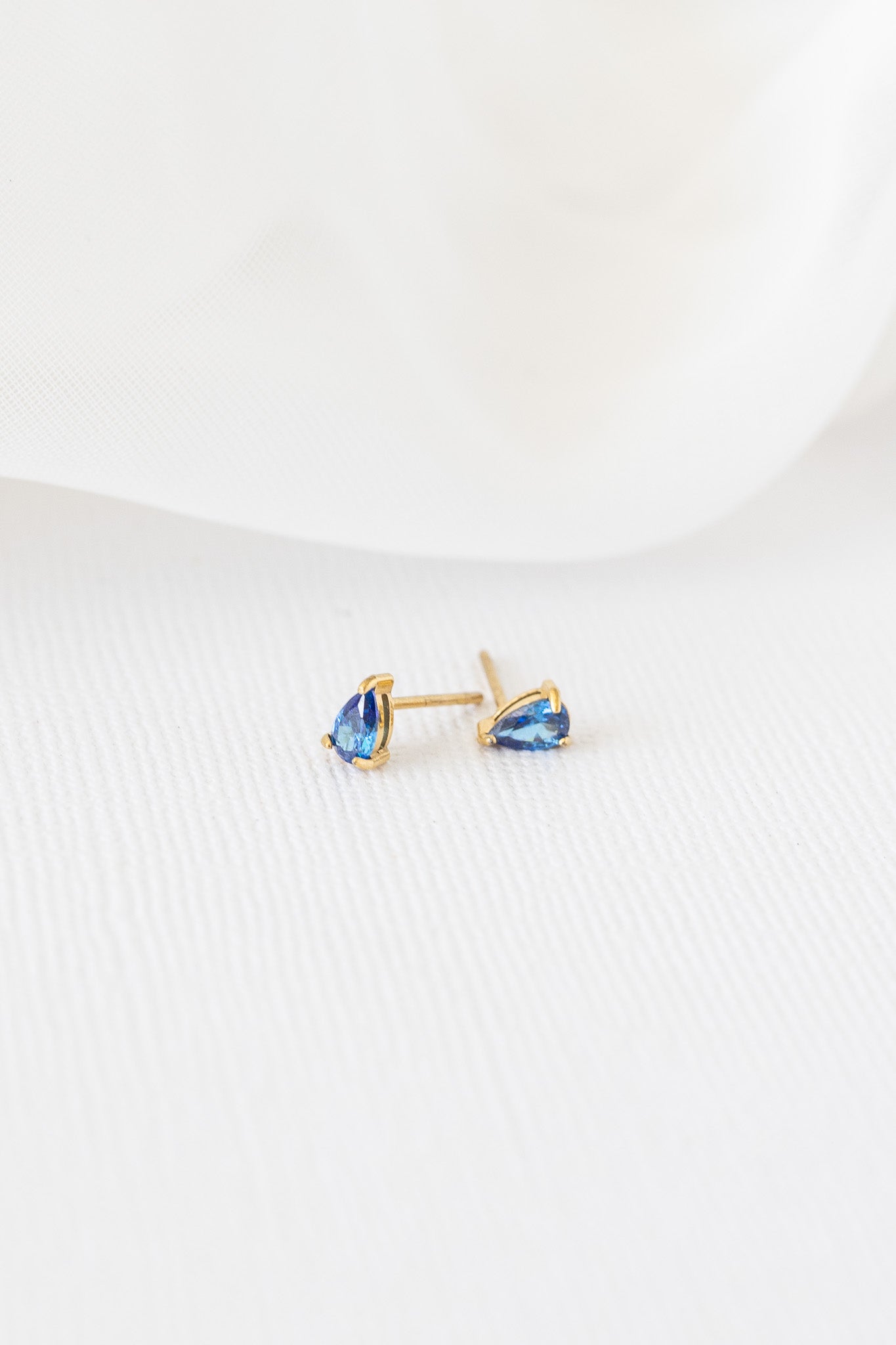 Raindrop Stud Earring in Blue Crystal