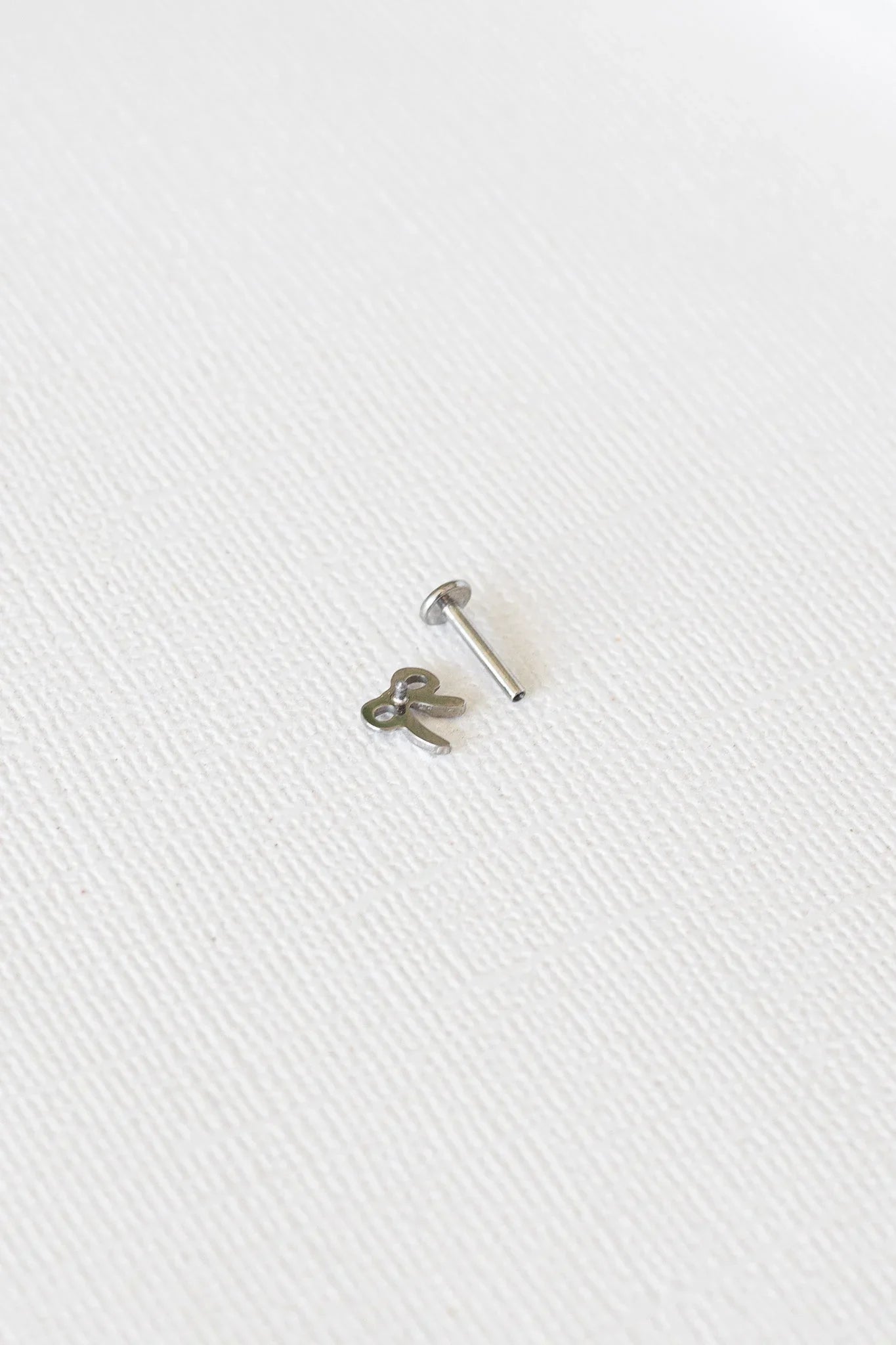 Bow Flat Back Stud Earring 2.0
