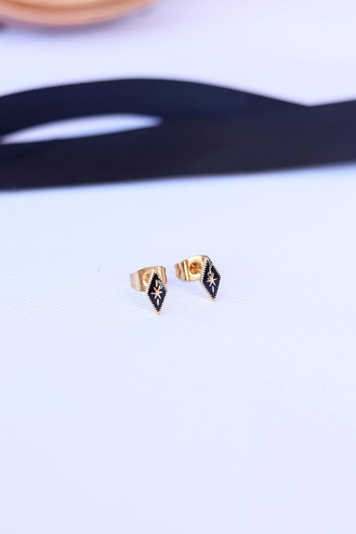 Seren Stud Earring in Black Enamel