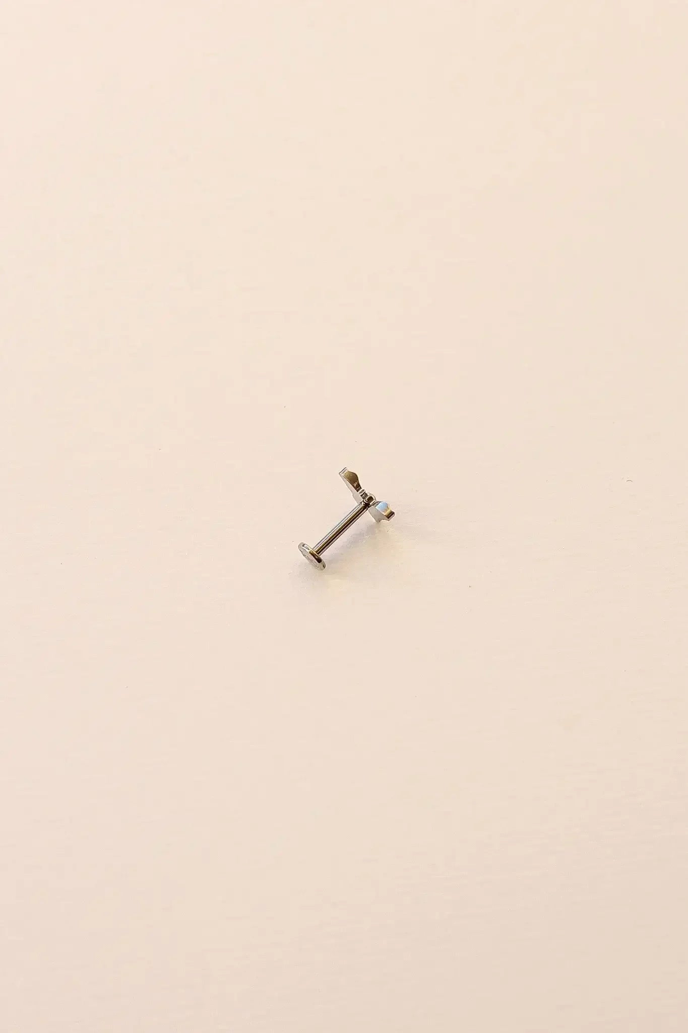 Monarch Flat Back Stud