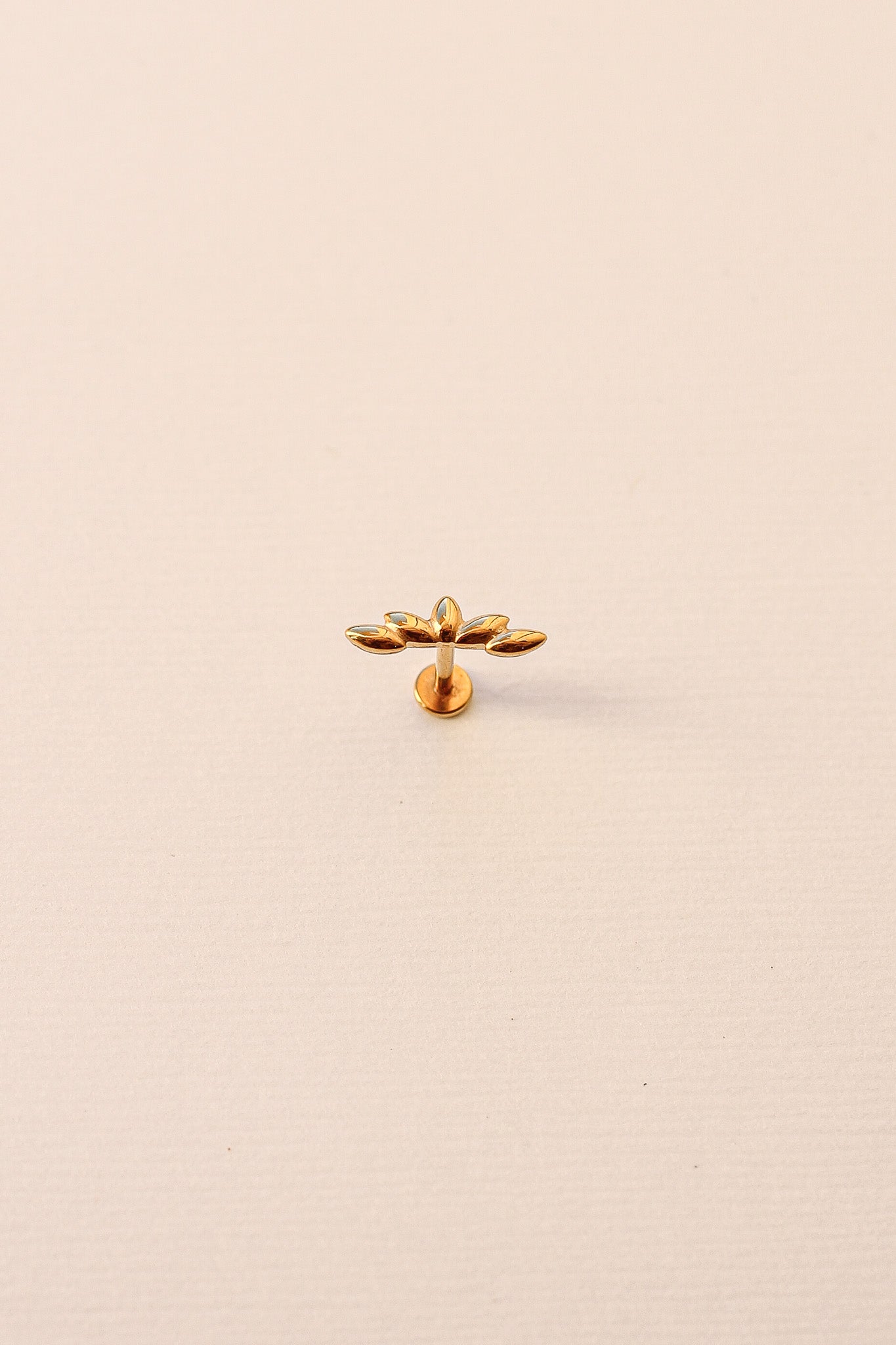 Camilla Flat Back Stud