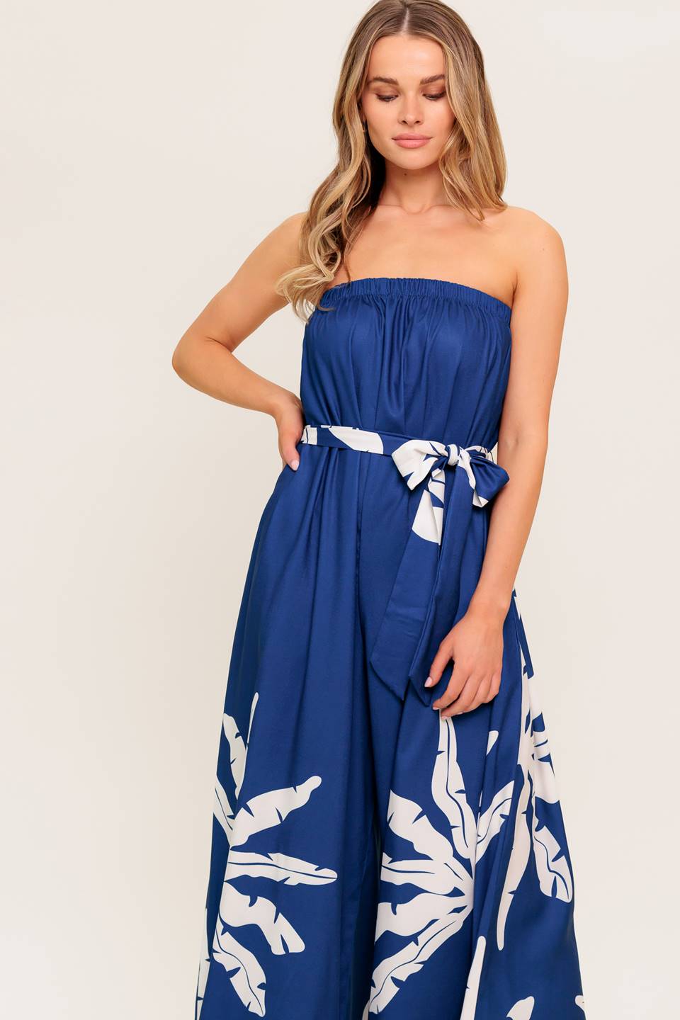NOLANI STRAPLESS JUMPSUIT - NAVY & WHITE