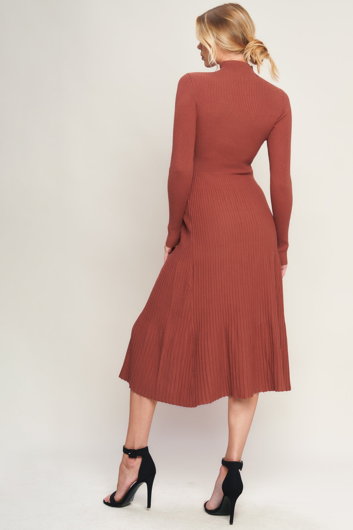 STOLEN KISSES RUST LONG SLEEVE SWEATER DRESS