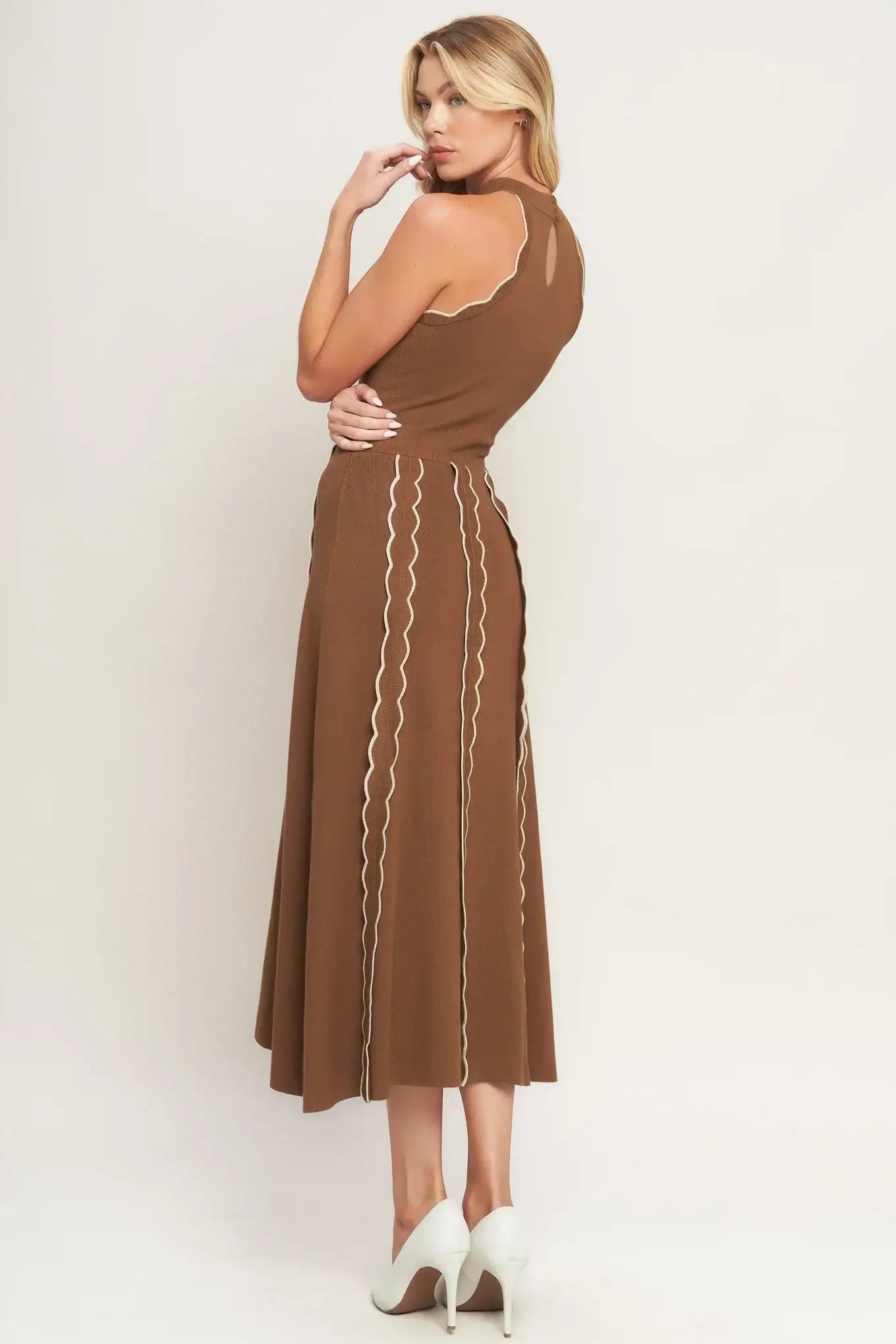 TERRACOTTA BROWN SWEATER MIDI DRESS