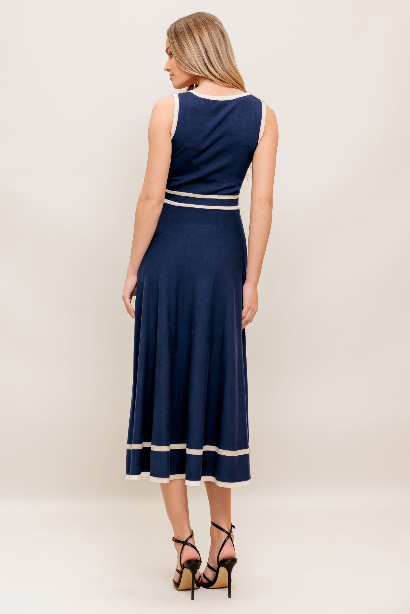 DAYDREAMING KNIT MIDI DRESS - NAVY