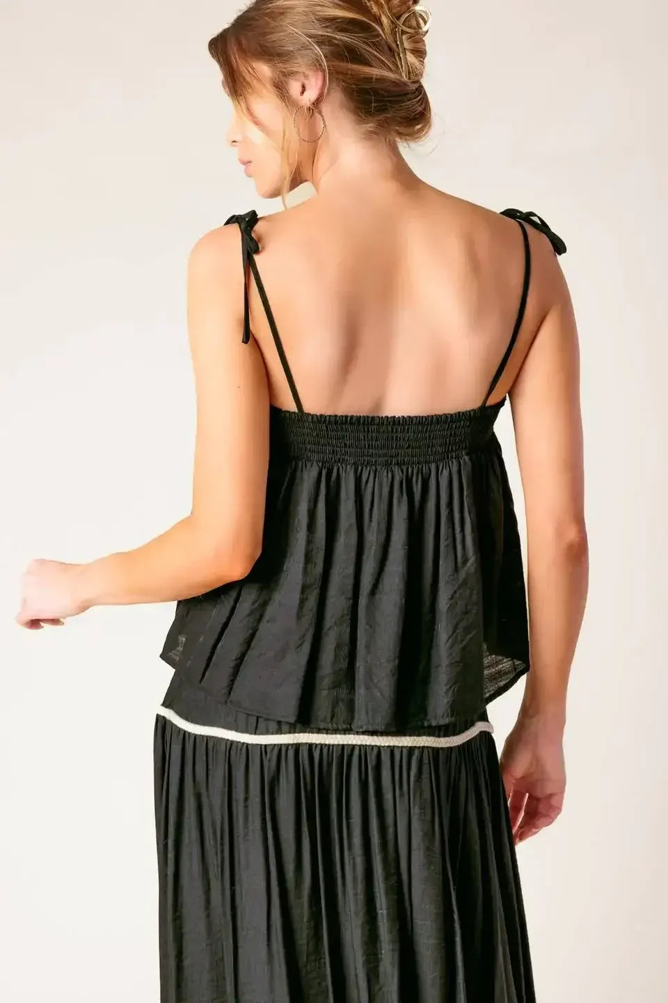 DIVIDE AND CONTOUR TOP & SKIRT SET - BLACK